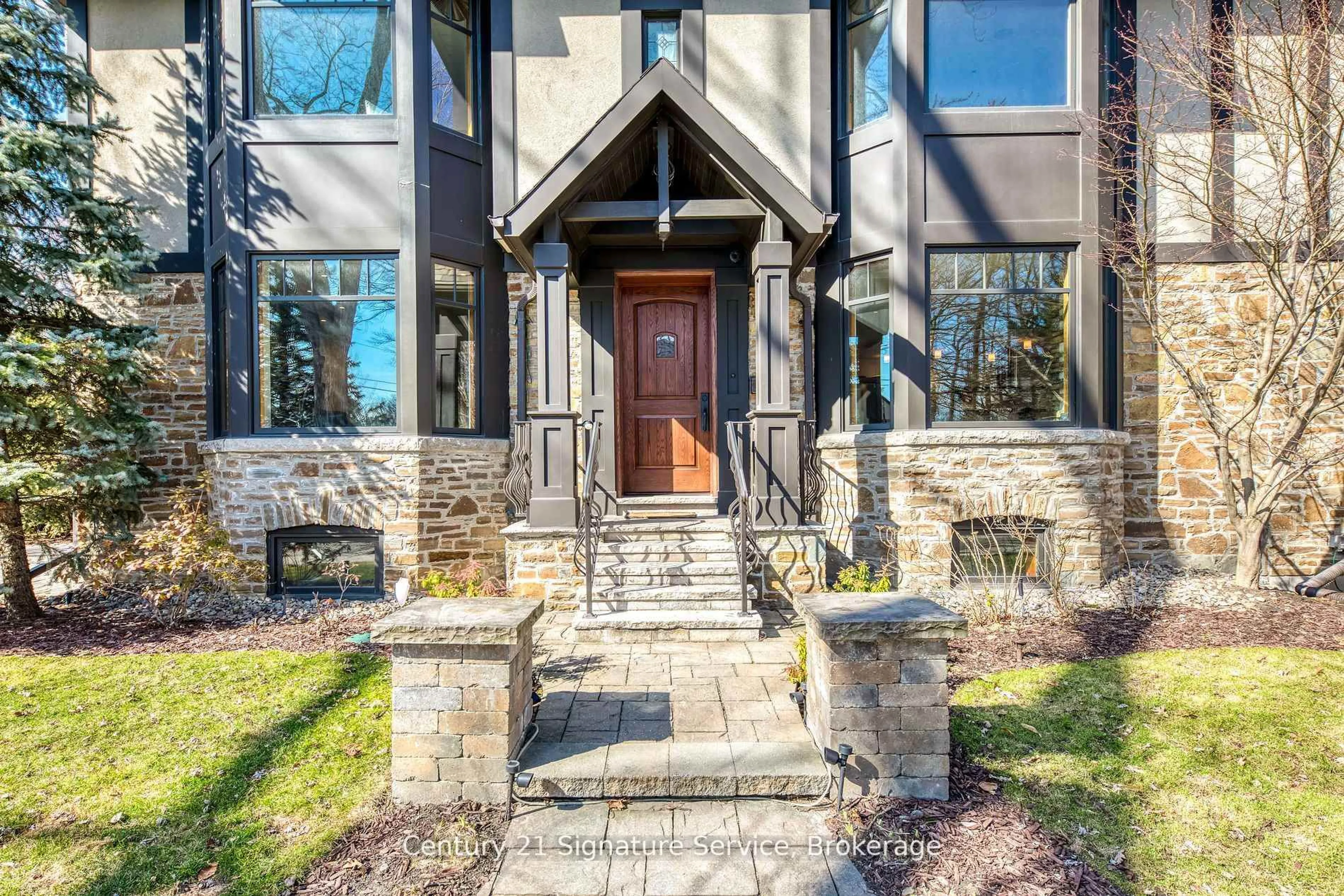 Home with brick exterior material, street for 149 The Kingsway N/A, Toronto Ontario M8X 2V4