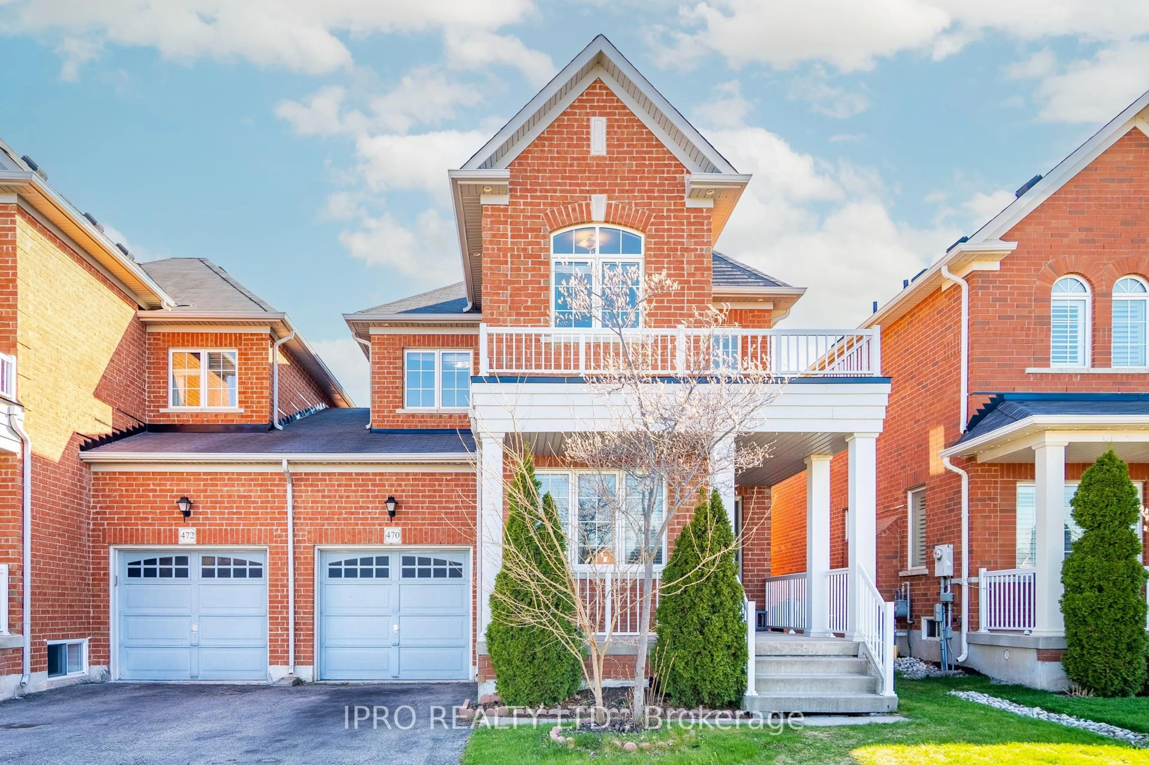 Home with brick exterior material, street for 470 Savoline Blvd, Milton Ontario L9T 7X3