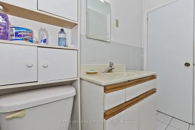 Additional property image - 11 Helsby Cres