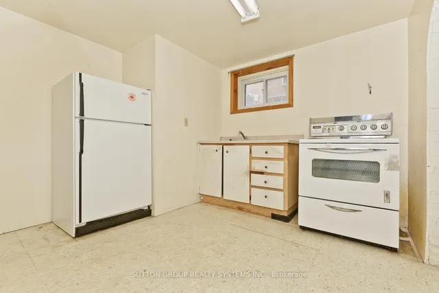 Additional property image - 11 Helsby Cres