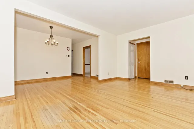 Additional property image - 11 Helsby Cres