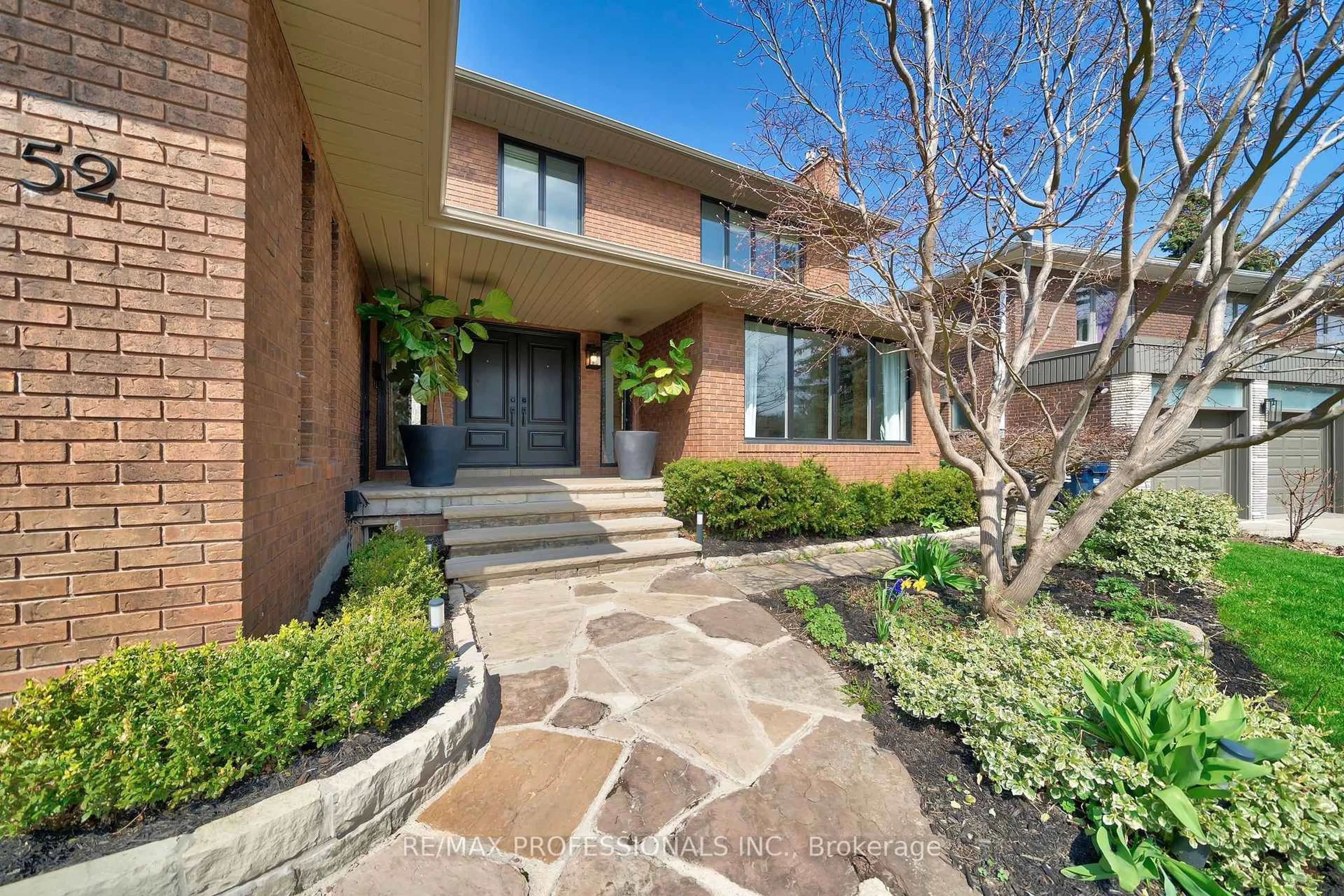 Home with brick exterior material, street for 52 Courtsfield Cres, Toronto Ontario M9A 4S9