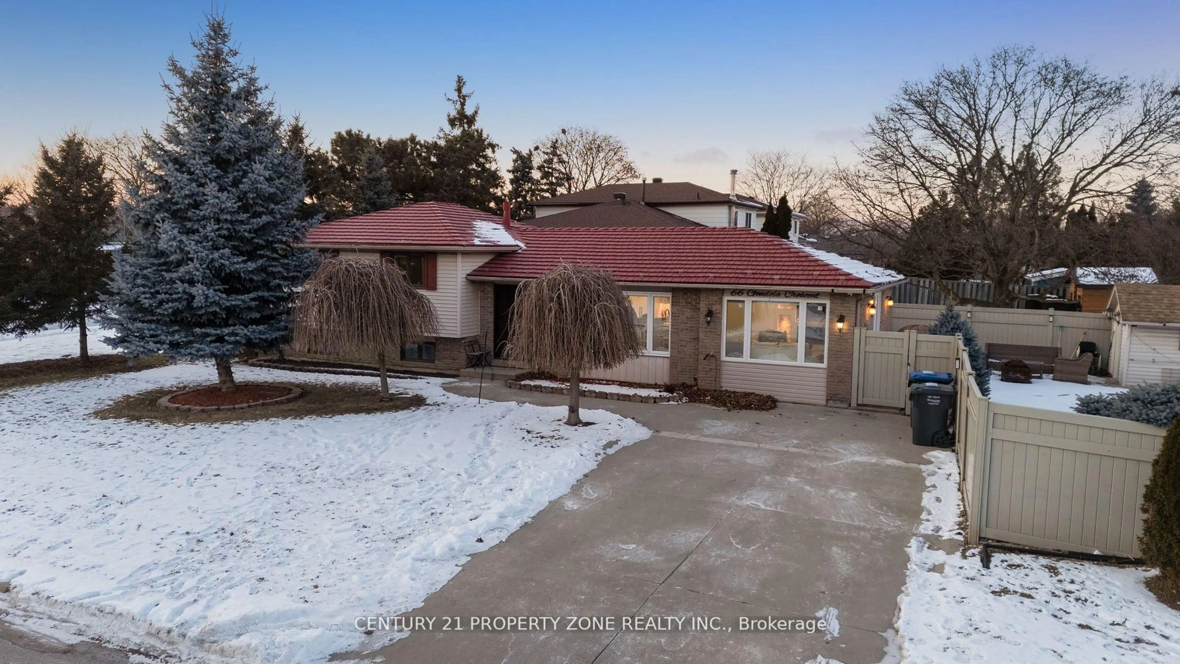 A pic from outside/outdoor area/front of a property/back of a property/a pic from drone, street for 66 Gondola Cres, Brampton Ontario L6S 1W6