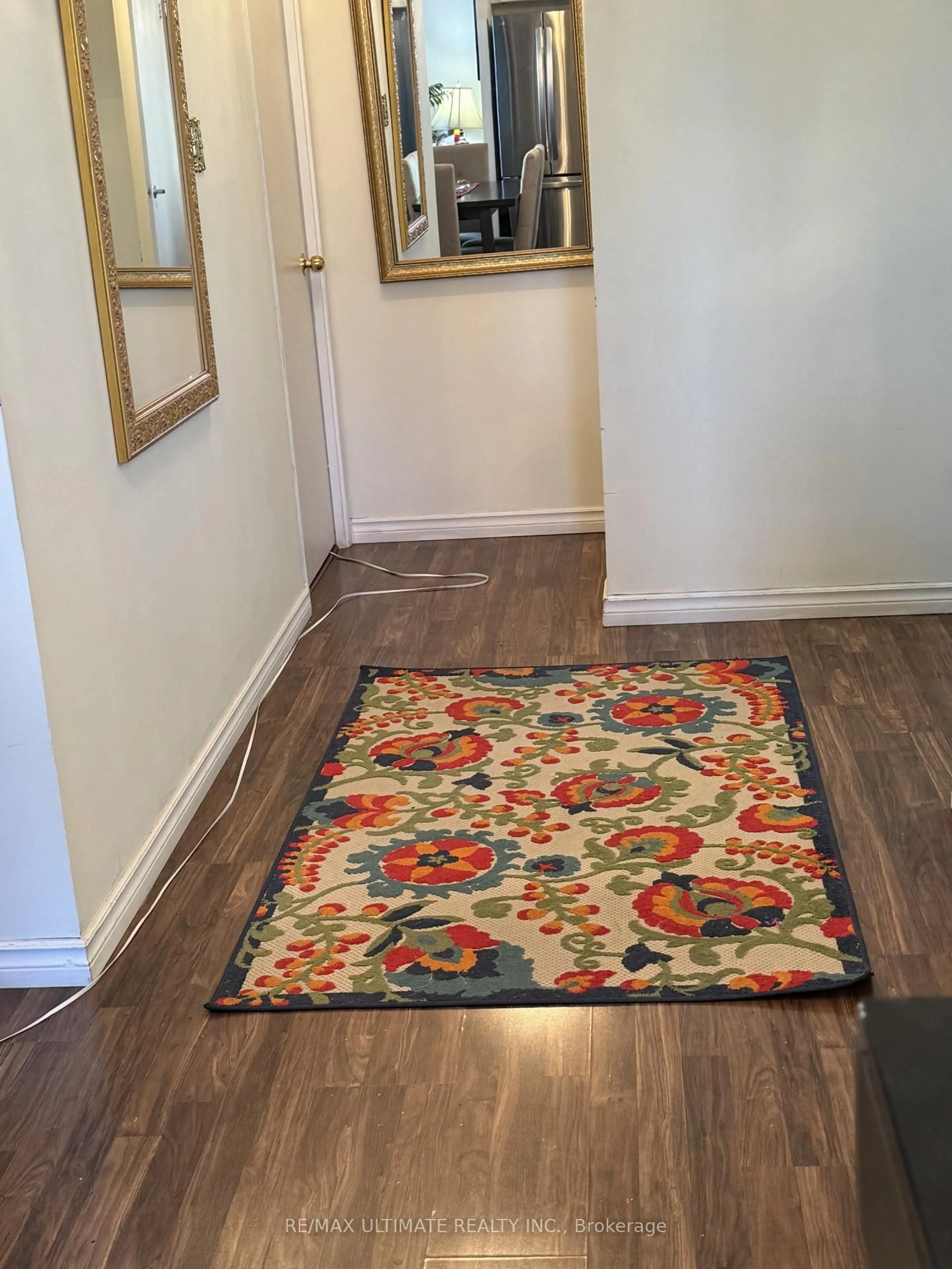 Indoor entryway for 3559 Eglinton Ave #1210, Toronto Ontario M6M 5C6