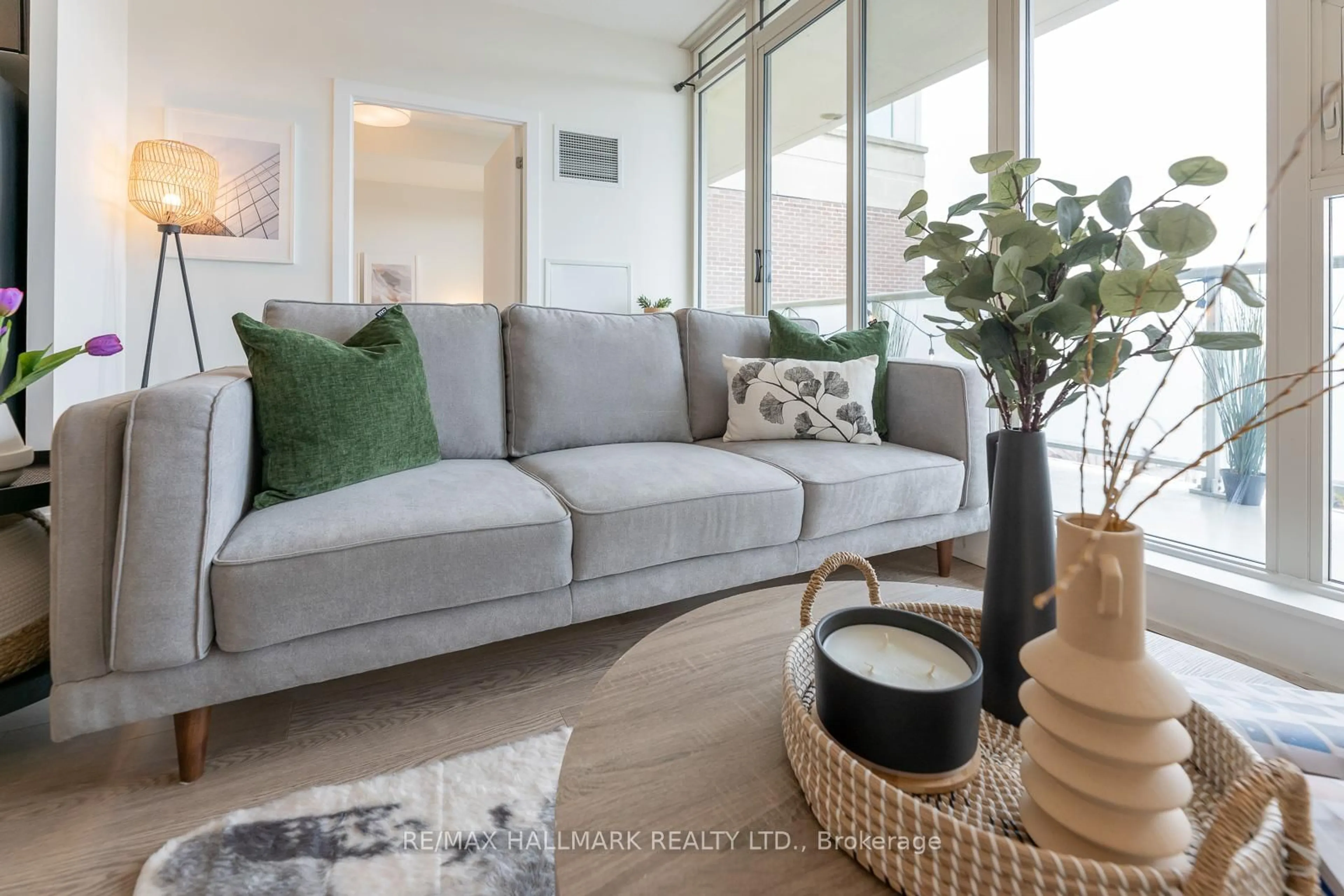 Living room with furniture, unknown for 1638 Bloor St #611, Toronto Ontario M6P 1A7