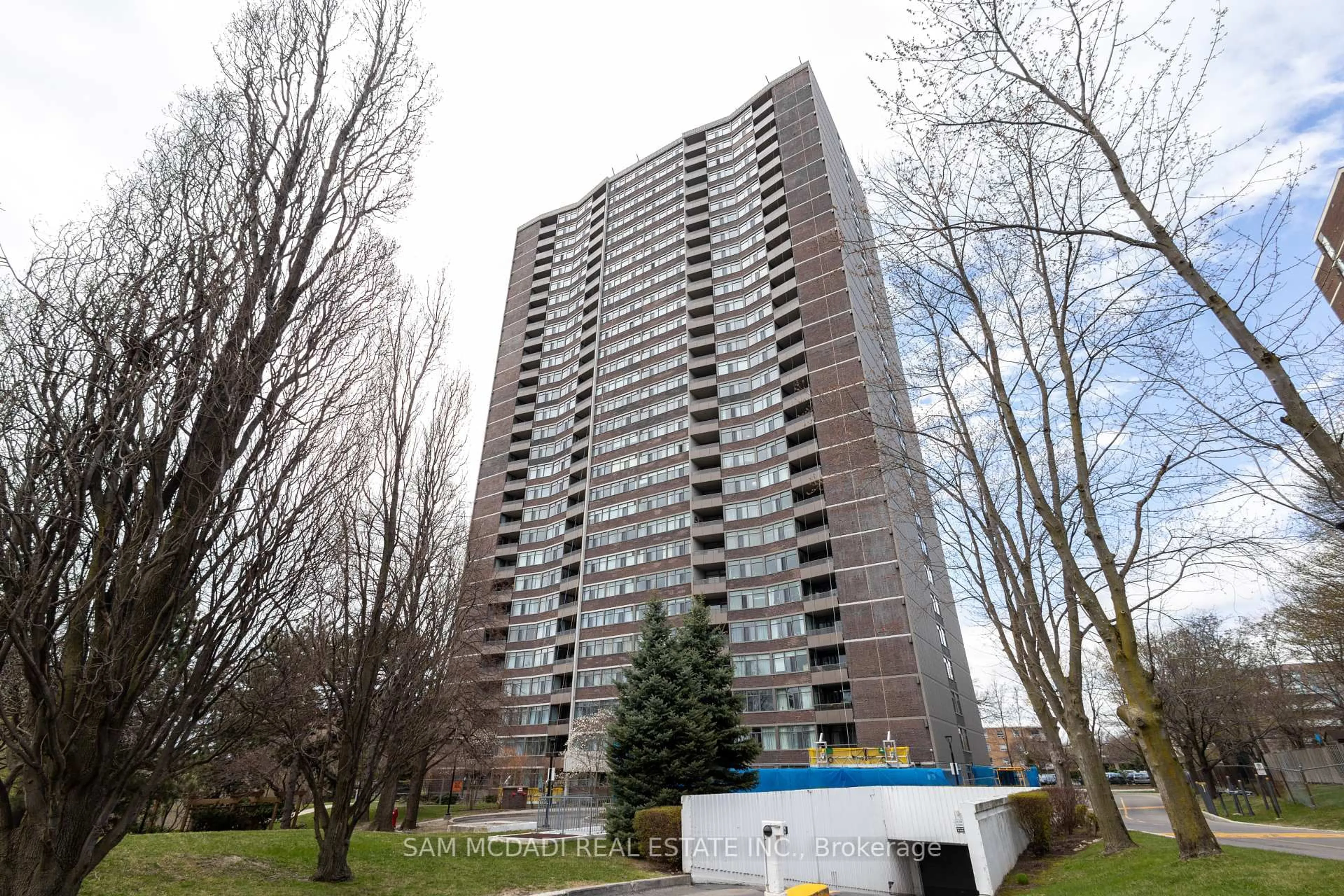 Unknown for 3100 Kirwin Ave #1606, Mississauga Ontario L5A 3S6