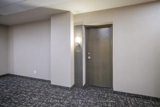 Additional property image - 9 George St Unit 303