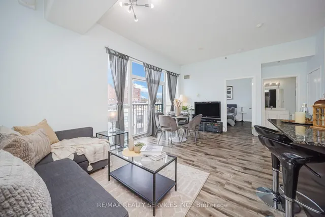 Additional property image - 9 George St Unit 303