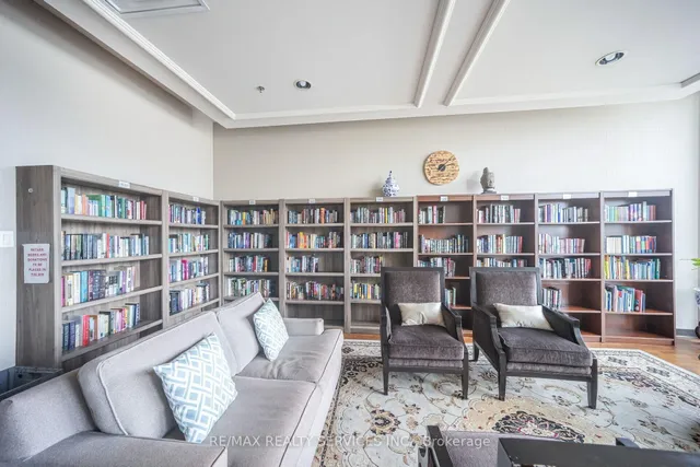 Additional property image - 9 George St Unit 303