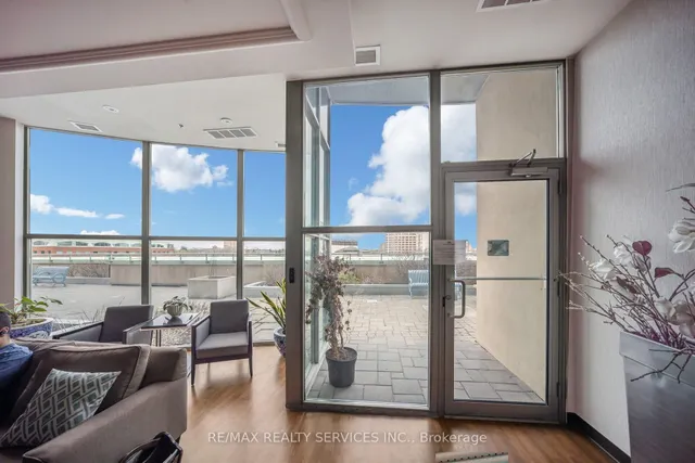 Additional property image - 9 George St Unit 303