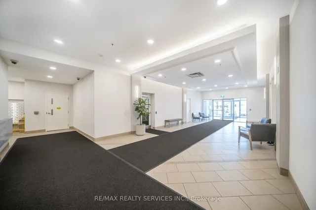 Additional property image - 9 George St Unit 303