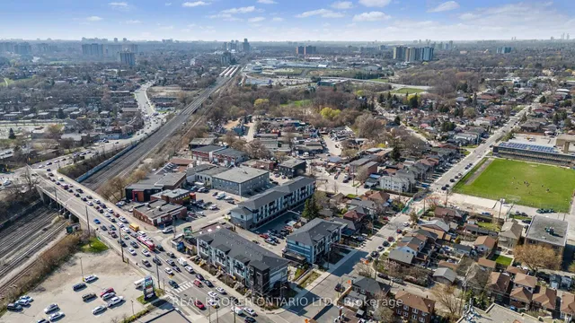 Additional property image - 630 Rogers Rd Unit 21