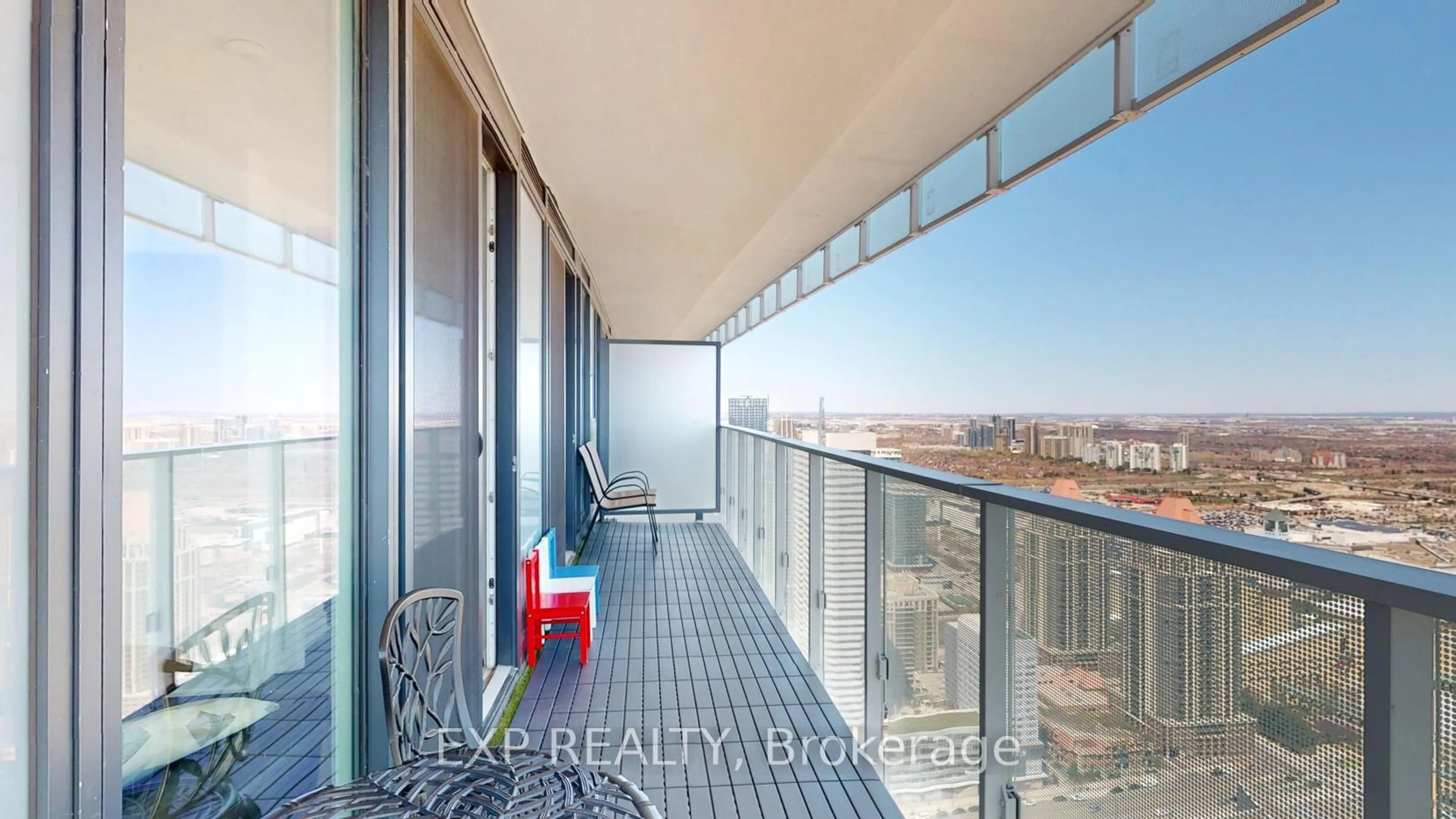 Balcony in the apartment, city buildings view from balcony for 3900 Confederation Pkwy #4703, Mississauga Ontario L5B 0M3