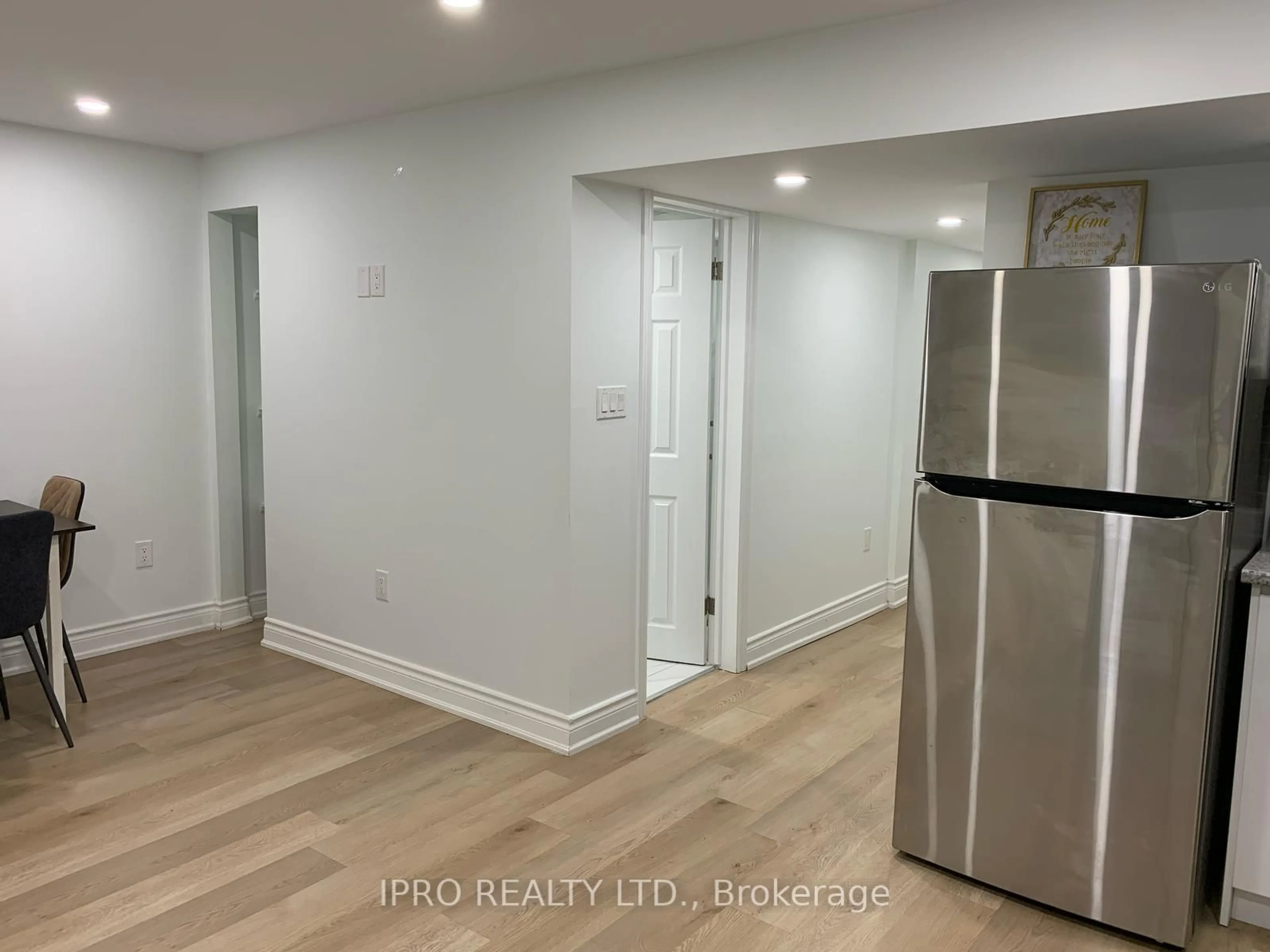 A pic of a room for 62 Quillberry Clse, Brampton Ontario L7A 4N8