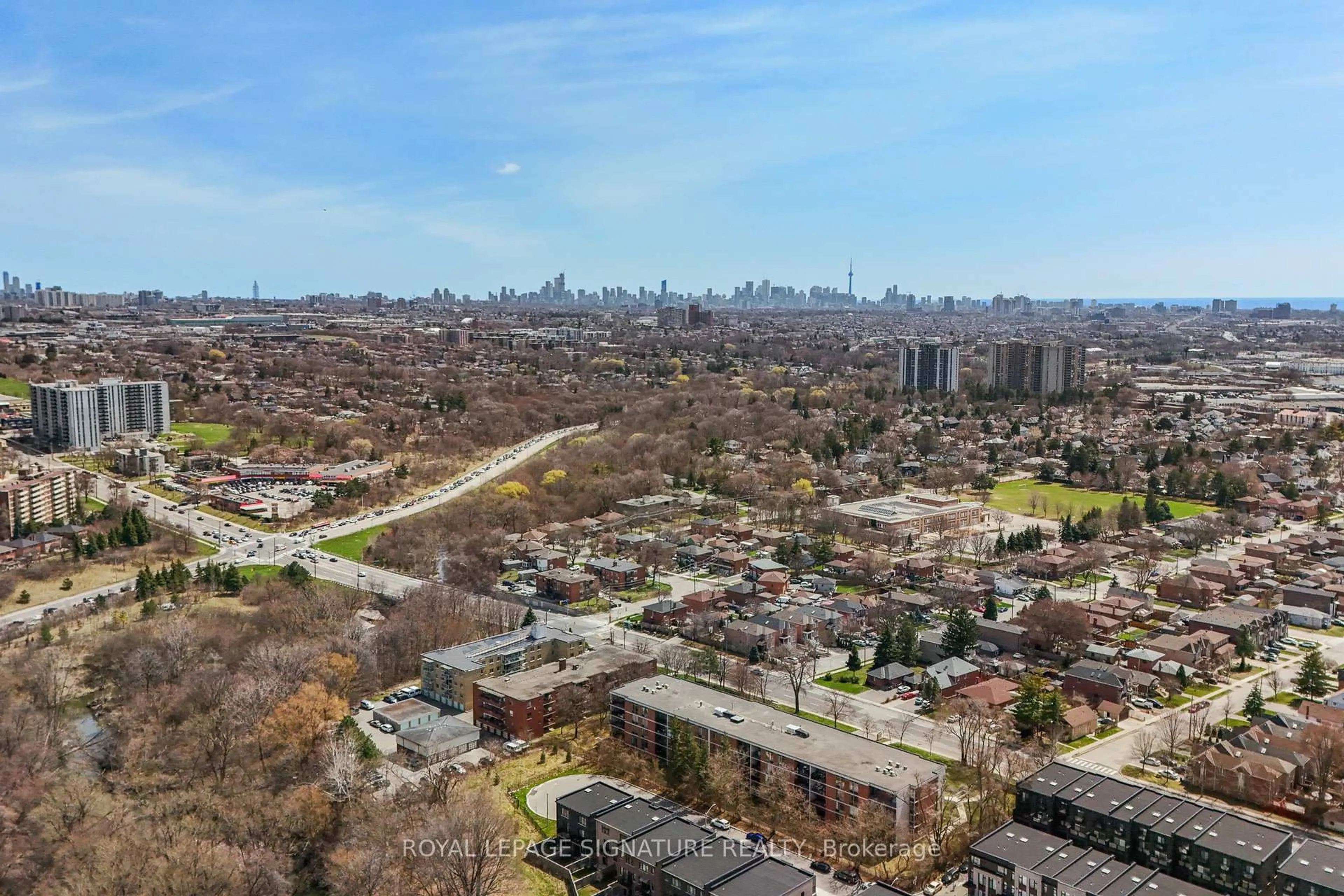 A pic from outside/outdoor area/front of a property/back of a property/a pic from drone, city buildings view from balcony for 6 Thurodale Ave, Toronto Ontario M6M 3B3