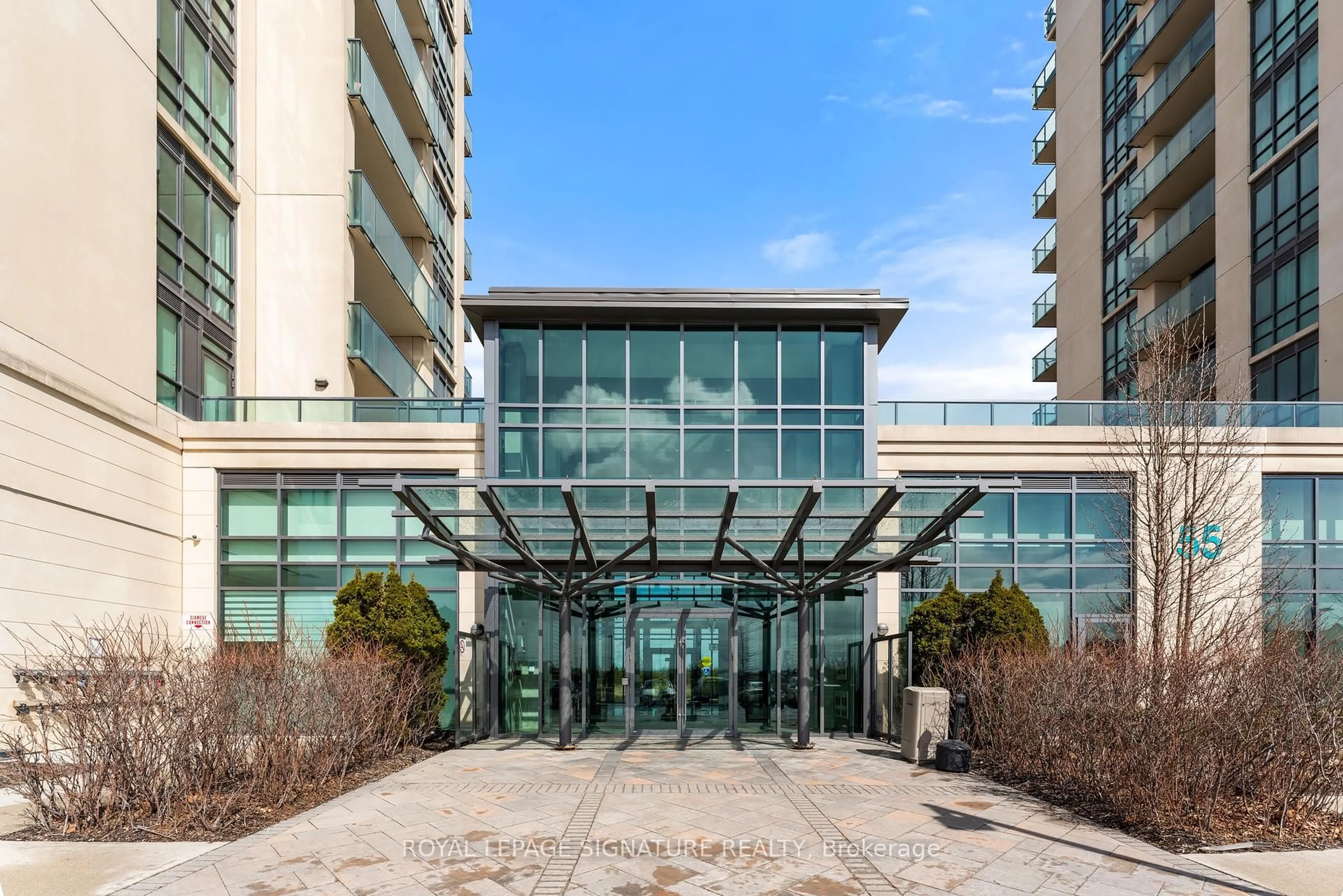 Indoor foyer for 45 Yorkland Blvd #904, Brampton Ontario L6P 4B4