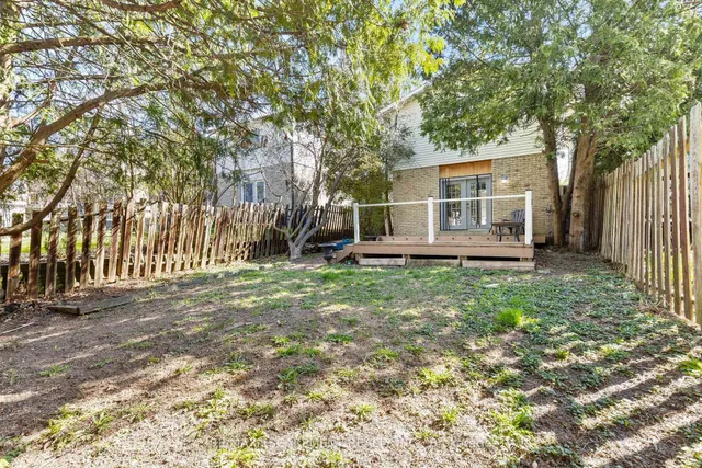 Additional property image - 2207 Middlesmoor Cres