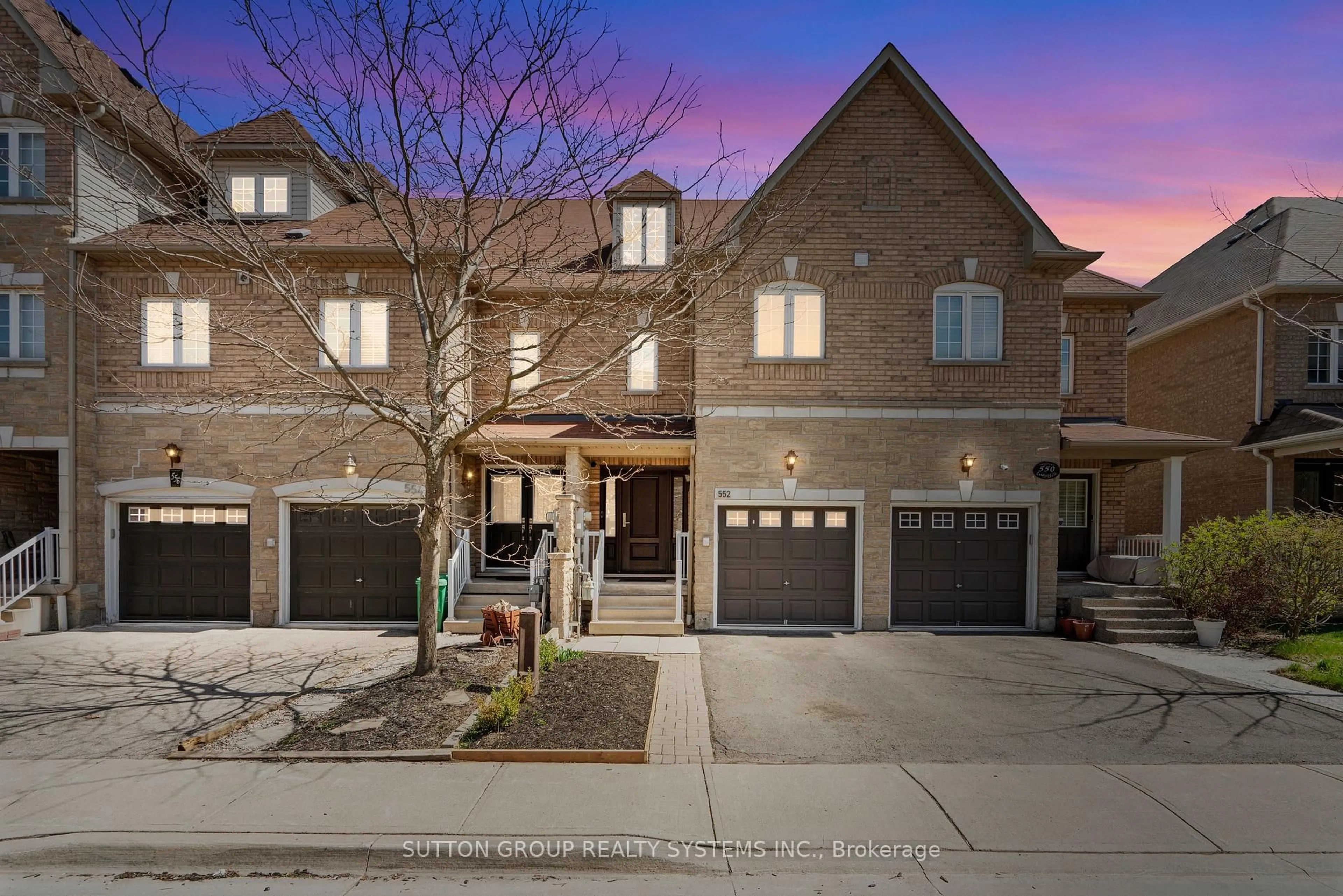 Home with brick exterior material, street for 552 Candlestick Circ, Mississauga Ontario L4Z 0B1