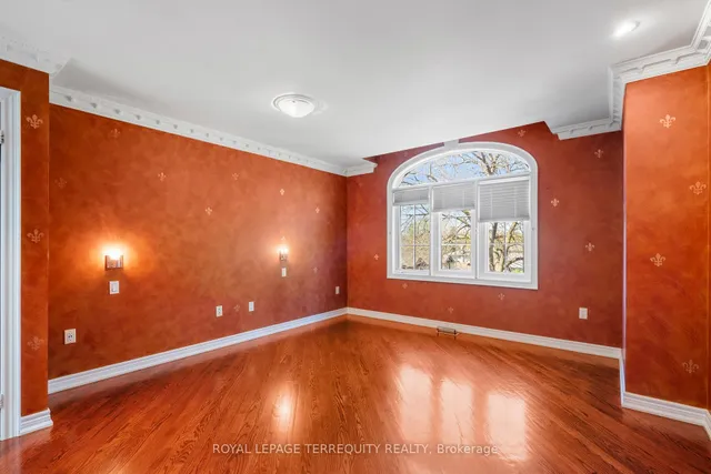 Additional property image - 197 La Rose Ave Unit 18