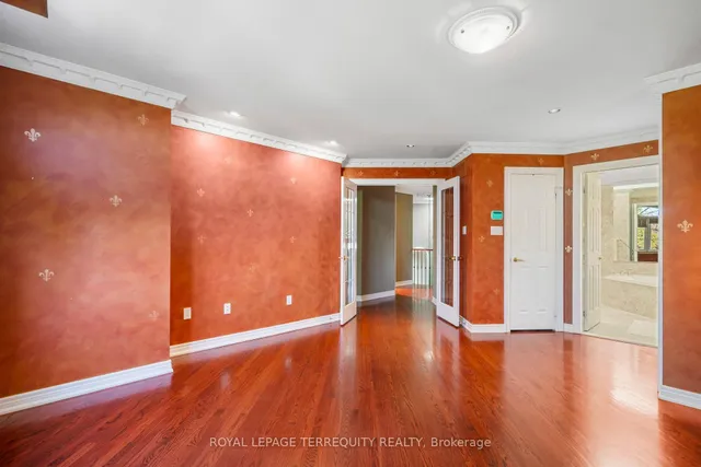 Additional property image - 197 La Rose Ave Unit 18