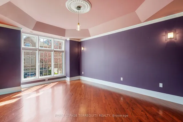 Additional property image - 197 La Rose Ave Unit 18