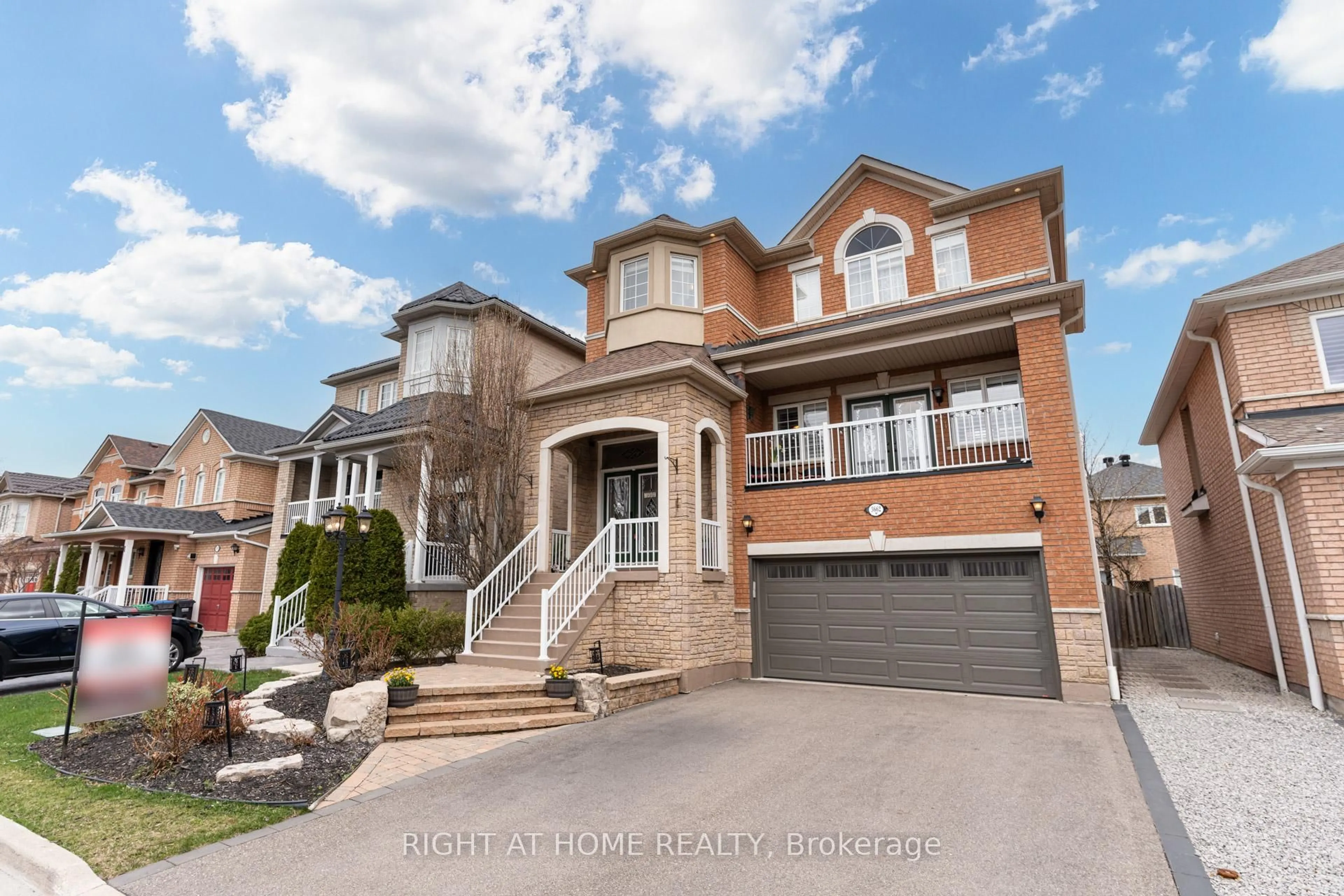 Home with brick exterior material, street for 3662 Jorie Cres, Mississauga Ontario L5M 7G8