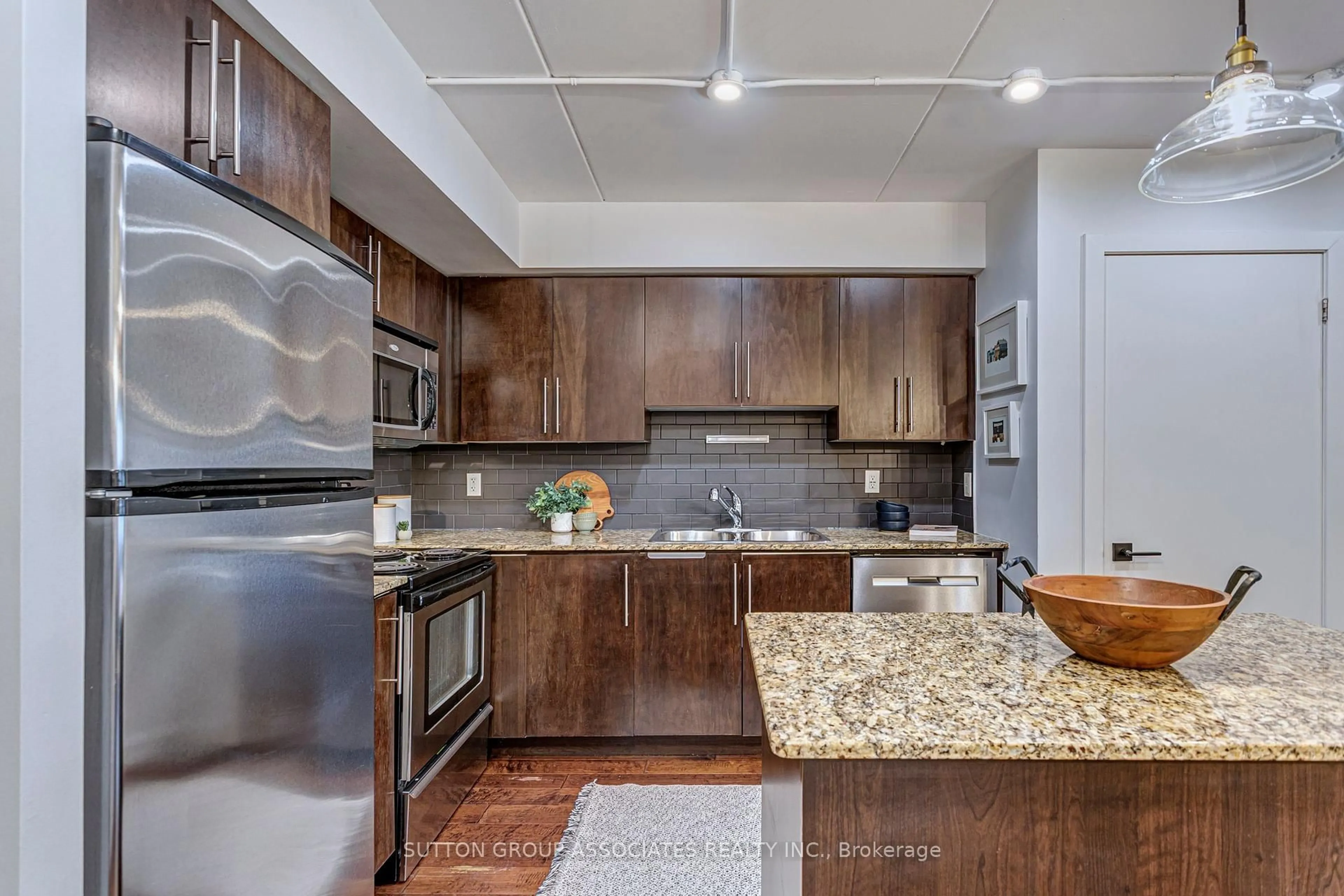 Unknown for 1100 Lansdowne Ave #333, Toronto Ontario M6H 4K1