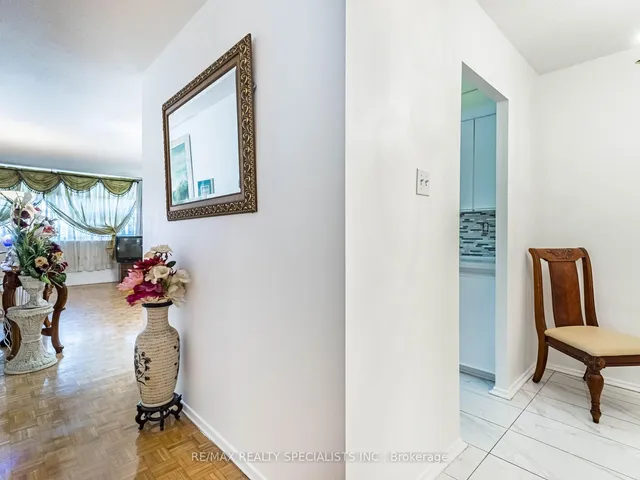 Additional property image - 4 Lisa St Unit 610