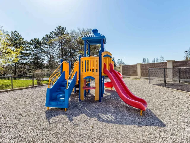 Additional property image - 4 Lisa St Unit 610