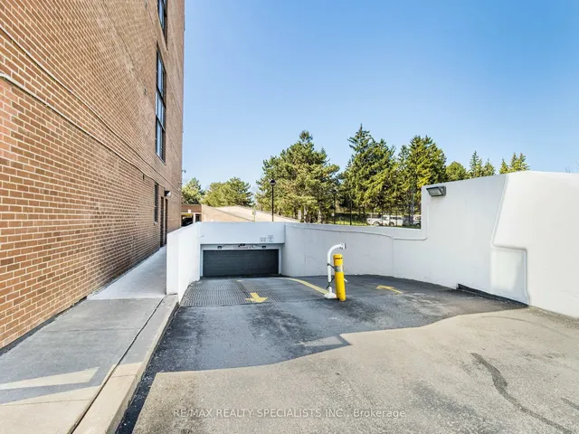 Additional property image - 4 Lisa St Unit 610
