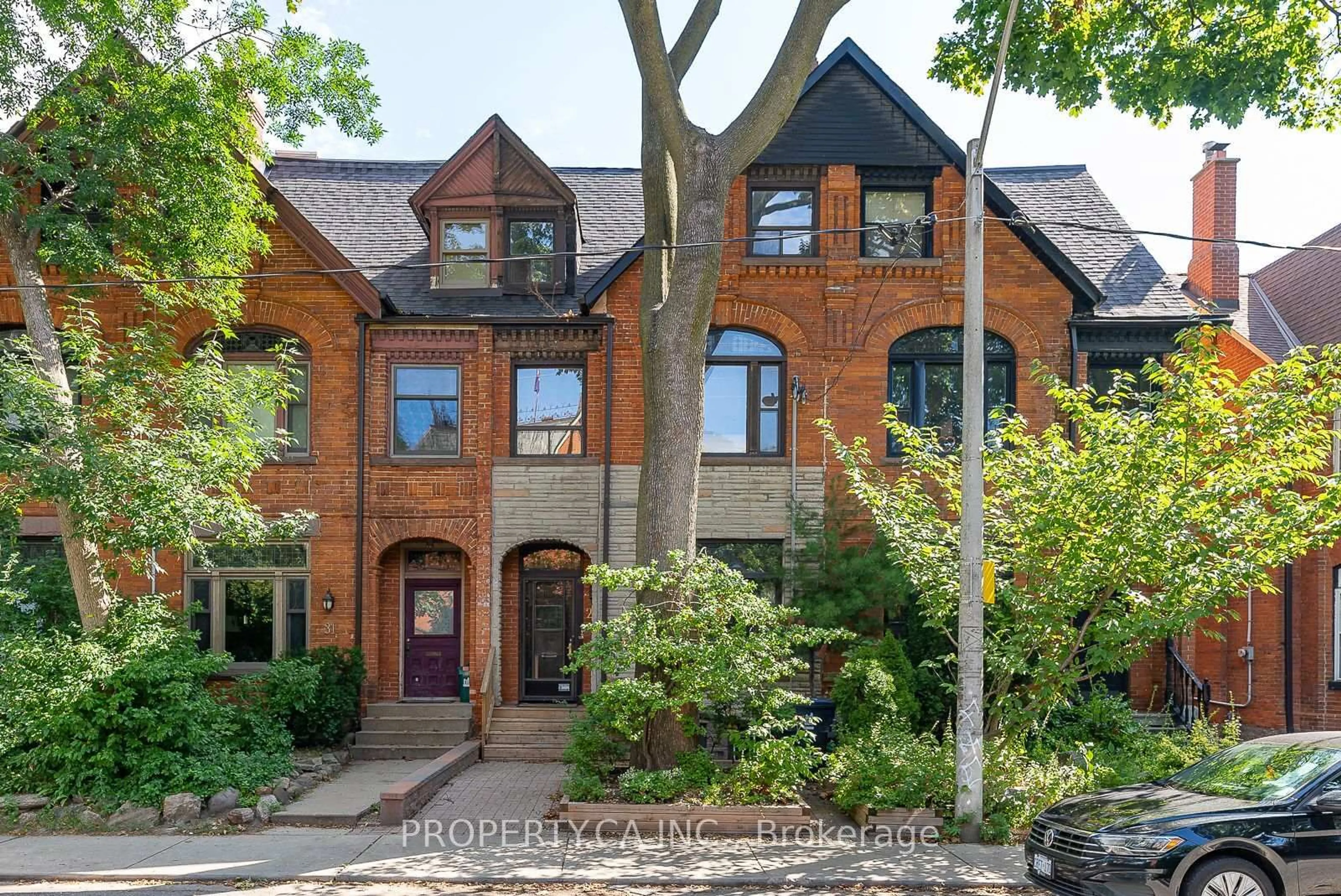 Home with brick exterior material, street for 29 Elm Grove Ave, Toronto Ontario M6K 2H9