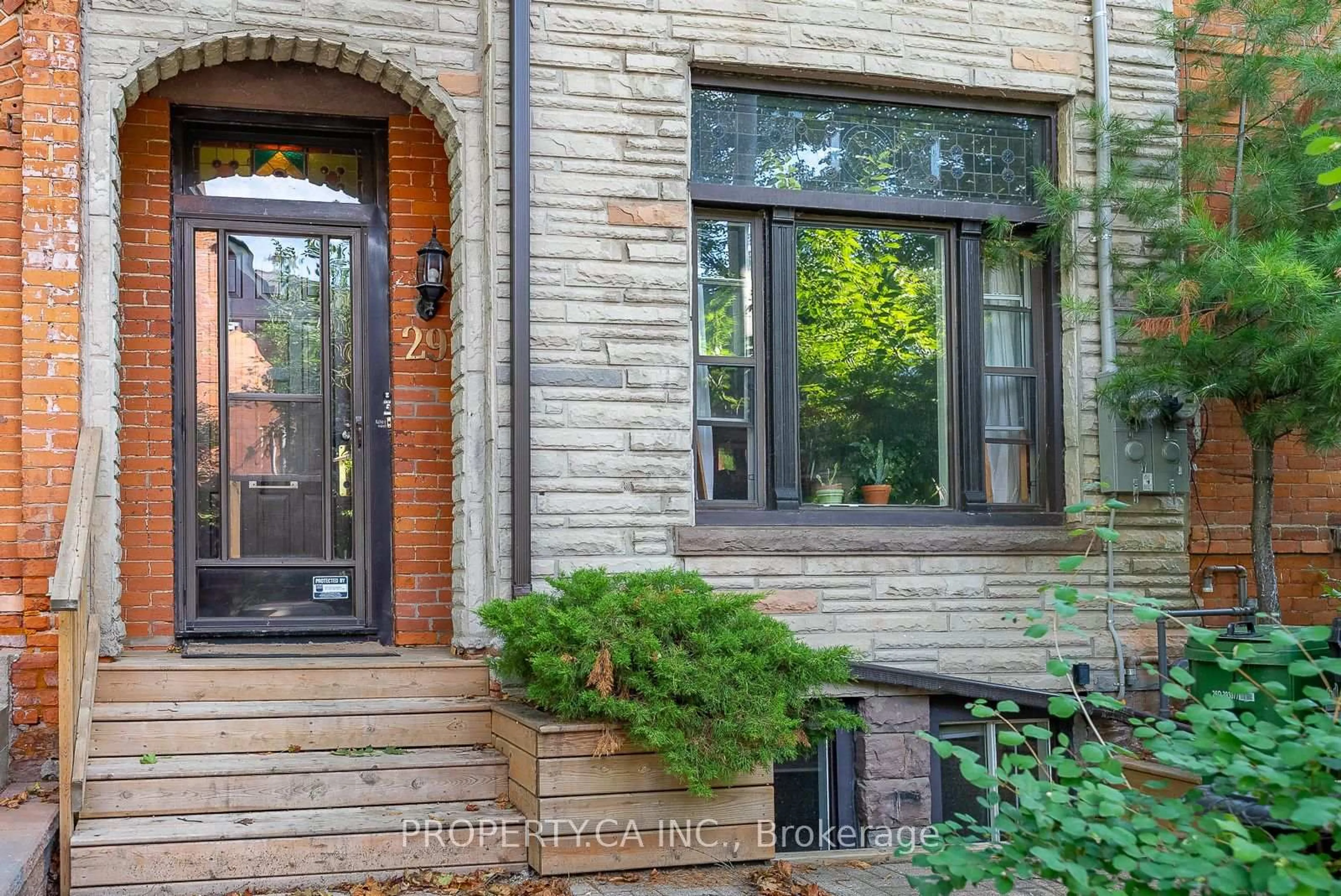 Home with brick exterior material, street for 29 Elm Grove Ave, Toronto Ontario M6K 2H9