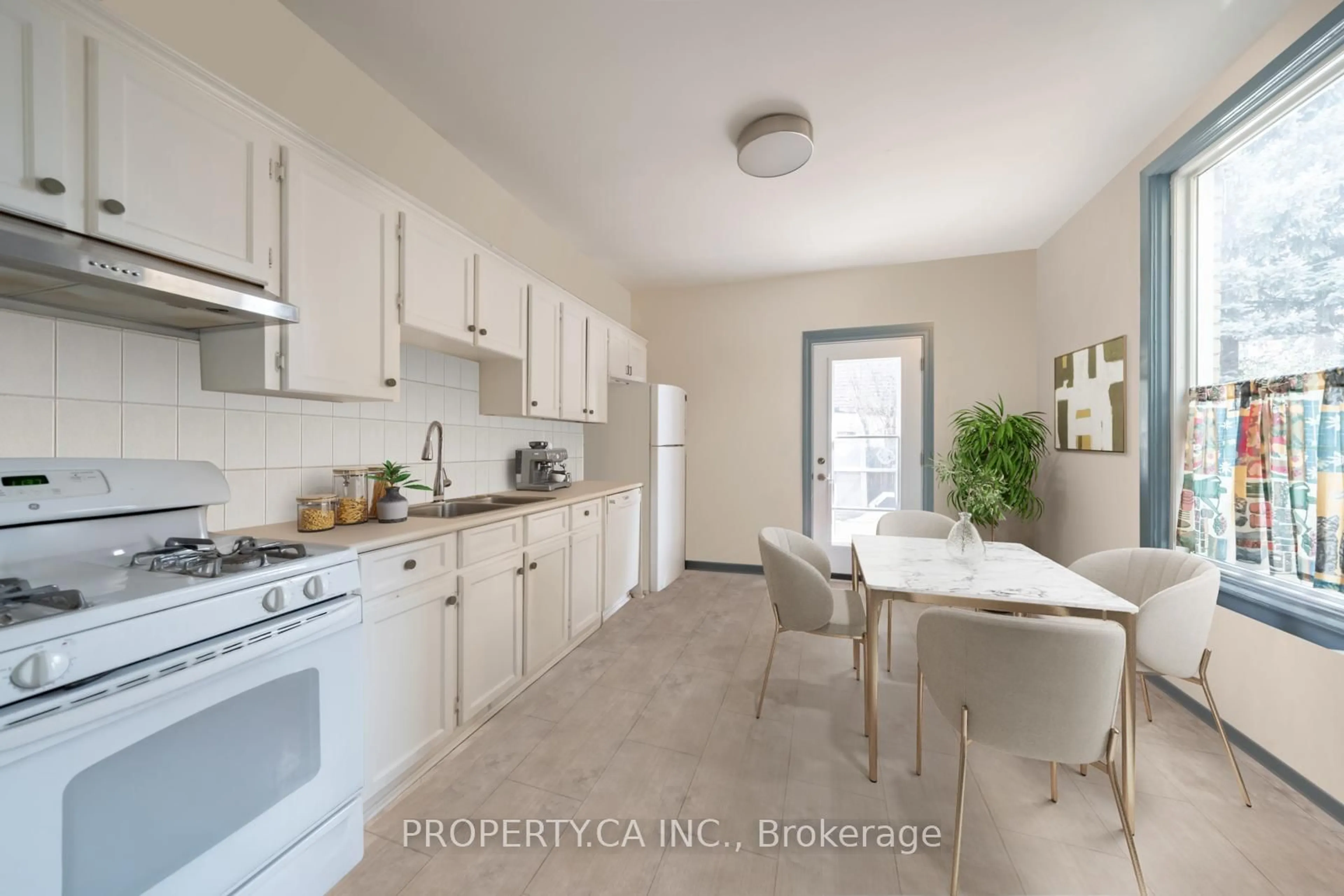 Standard kitchen, ceramic/tile floor for 29 Elm Grove Ave, Toronto Ontario M6K 2H9