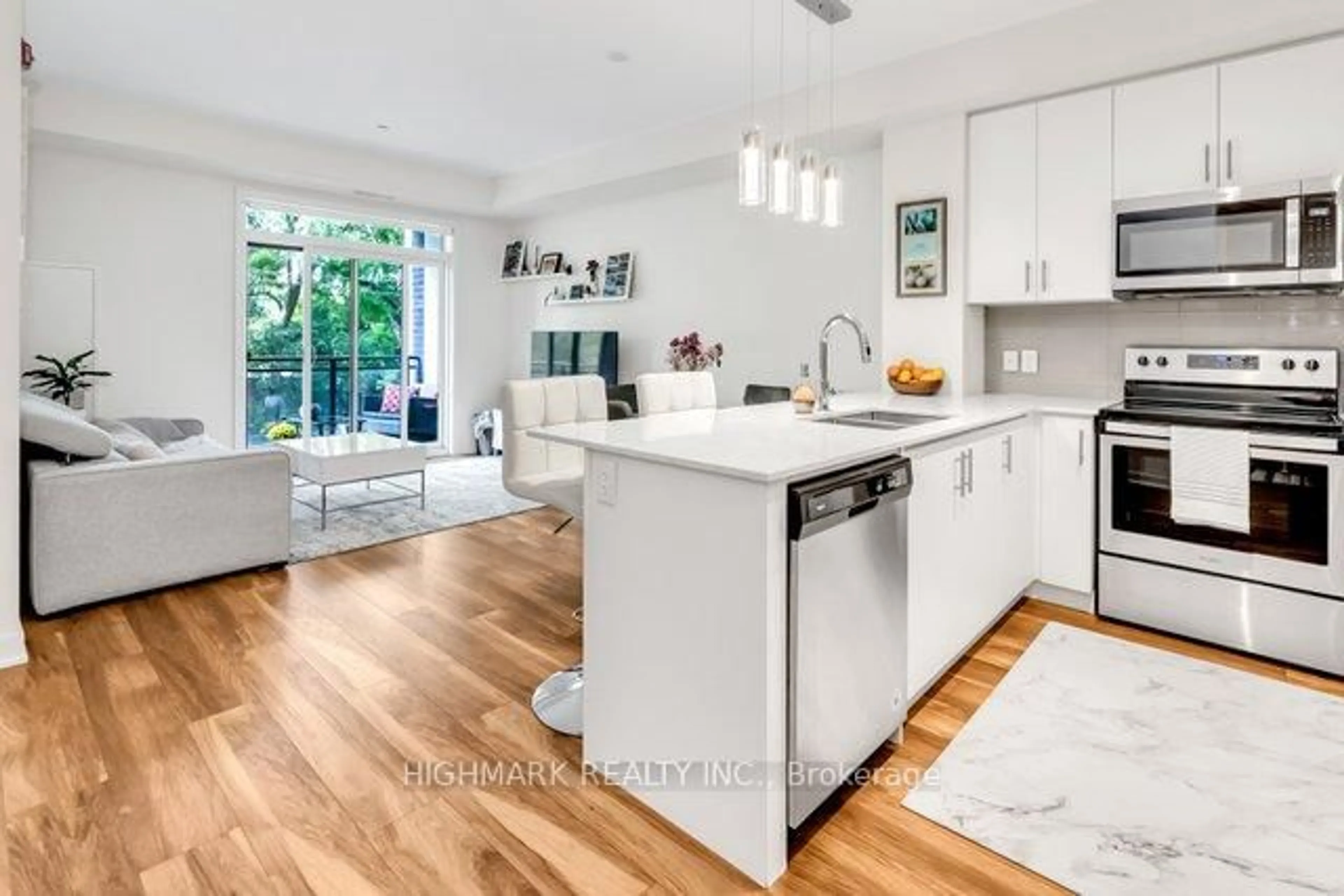 Open concept kitchen, unknown for 320 Plains Rd #308, Burlington Ontario L7T 0C1