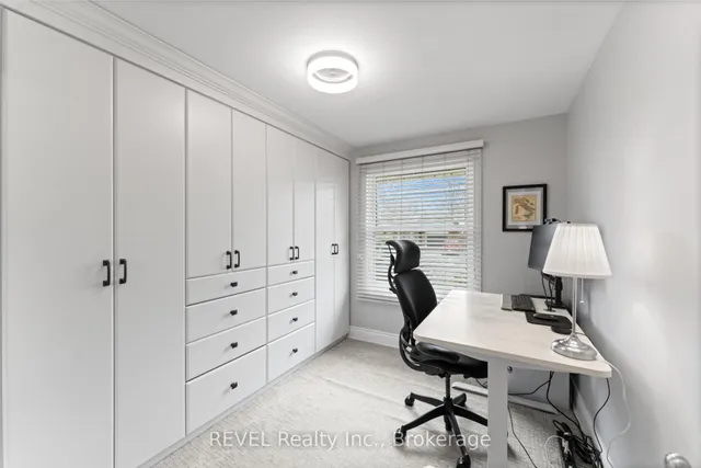 Additional property image - 637 Thornwood Ave