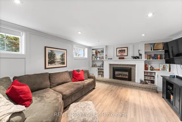 Additional property image - 637 Thornwood Ave