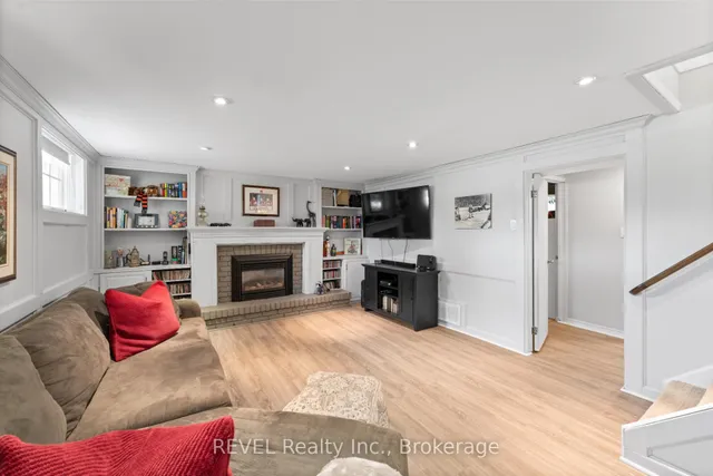 Additional property image - 637 Thornwood Ave