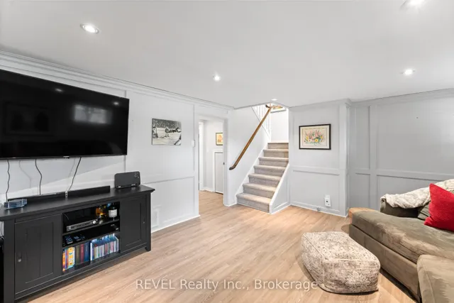 Additional property image - 637 Thornwood Ave