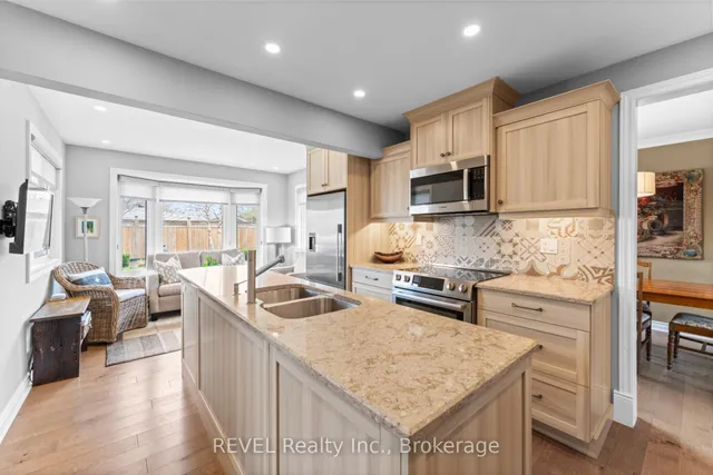 Additional property image - 637 Thornwood Ave