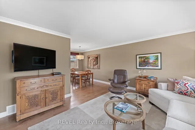 Additional property image - 637 Thornwood Ave