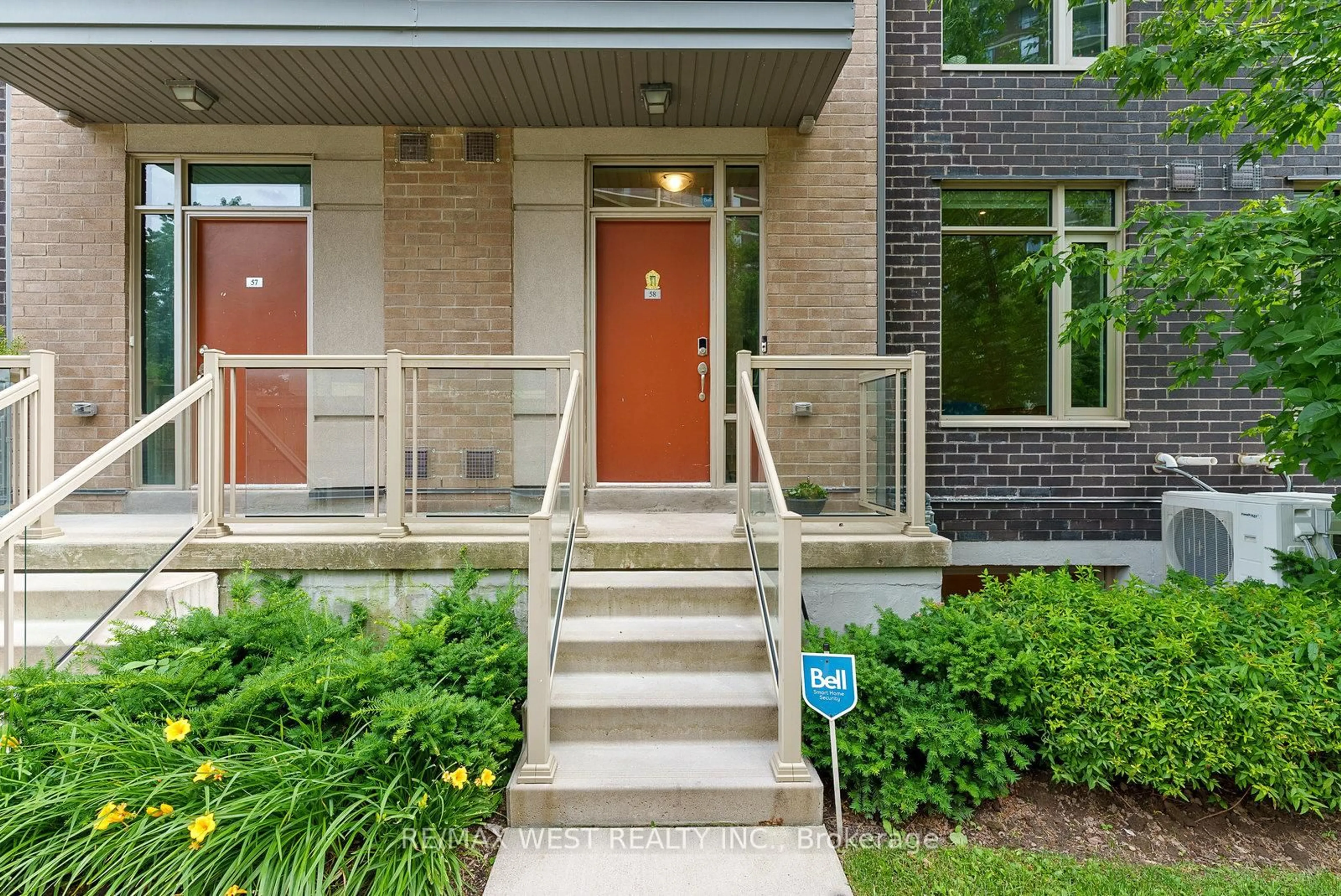 Unknown for 35 Applewood Lane #58, Toronto Ontario M9C 0C1