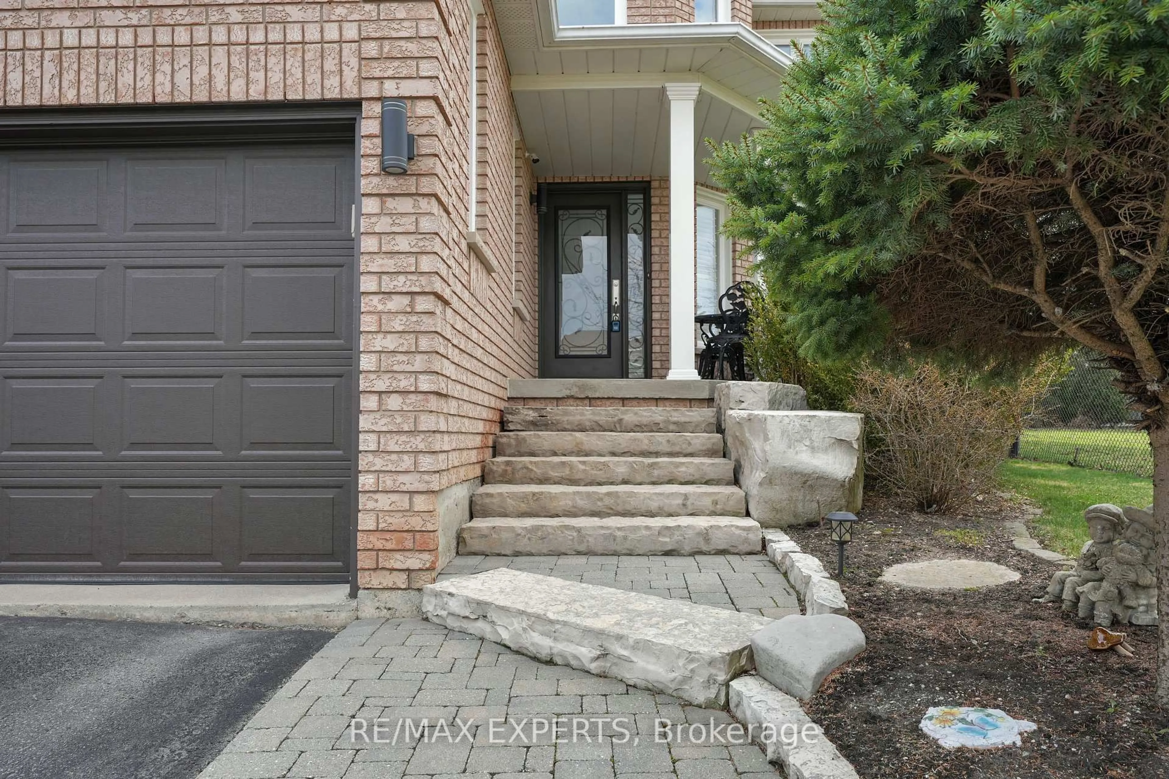 Home with brick exterior material, street for 10 Esposito Dr, Caledon Ontario L7E 1V4