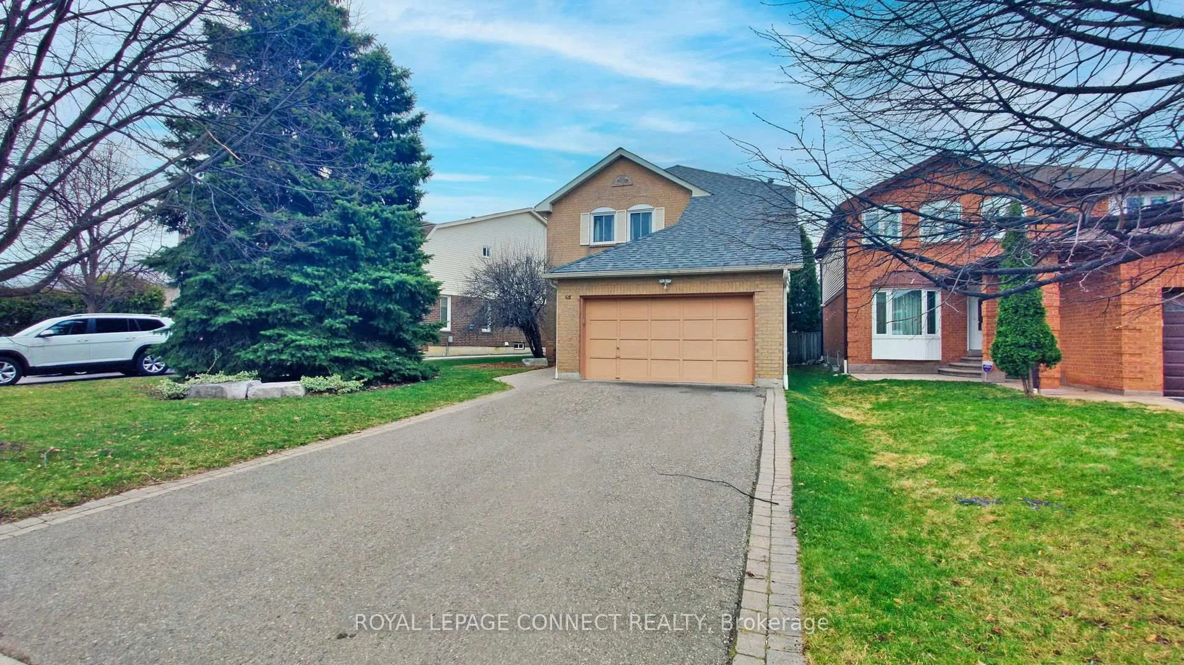 A pic from outside/outdoor area/front of a property/back of a property/a pic from drone, street for 45 Copeland Rd, Brampton Ontario L6Y 2S5