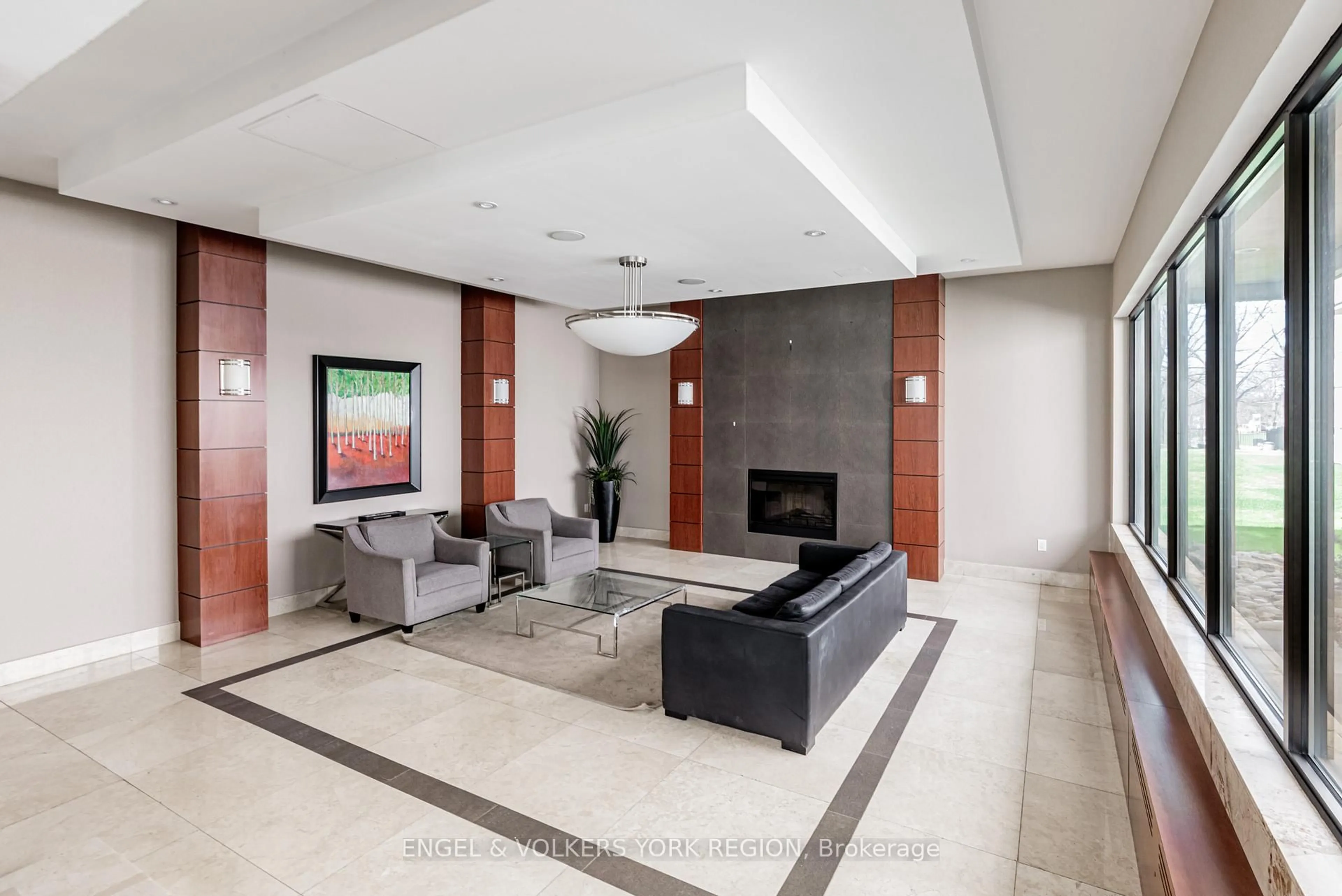 Lobby for 360 Ridelle Ave #1001, Toronto Ontario M6B 1K1