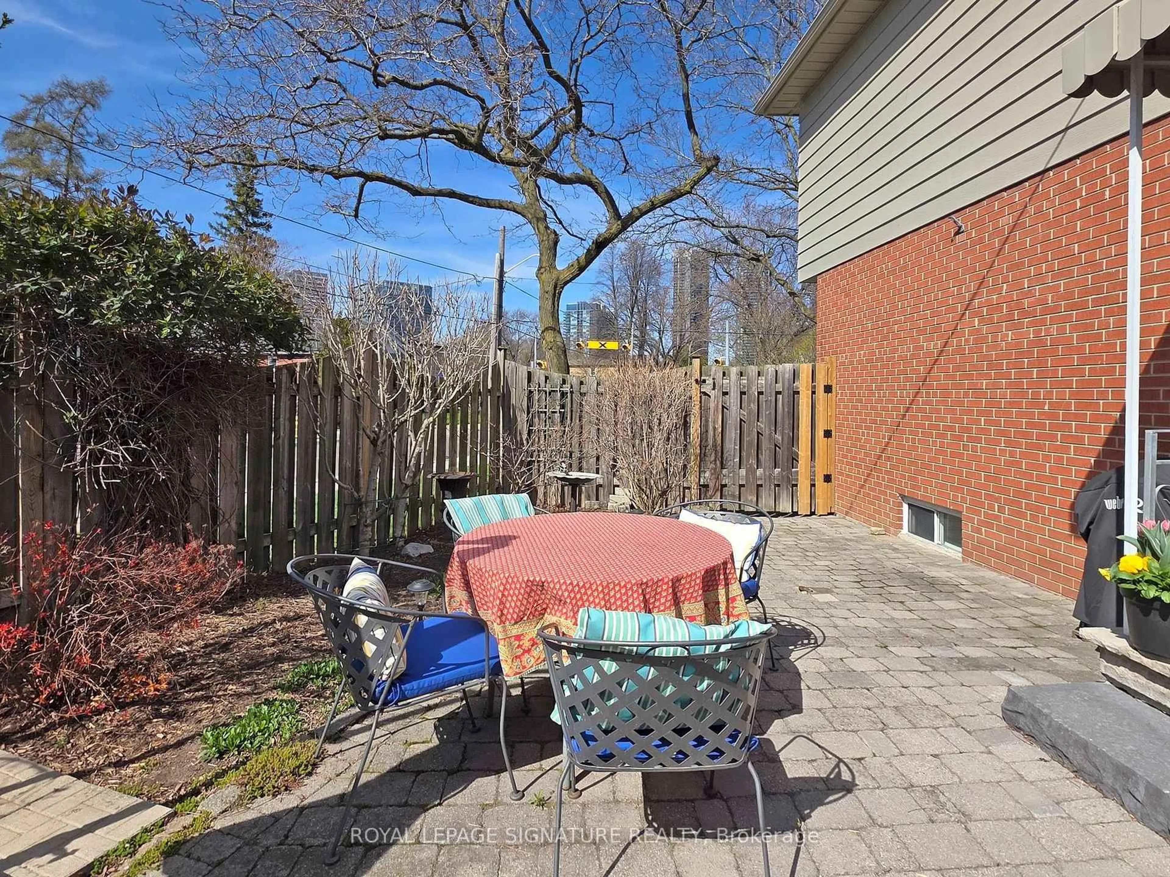 Patio, street for 42 Alexander St, Toronto Ontario M8V 2K8