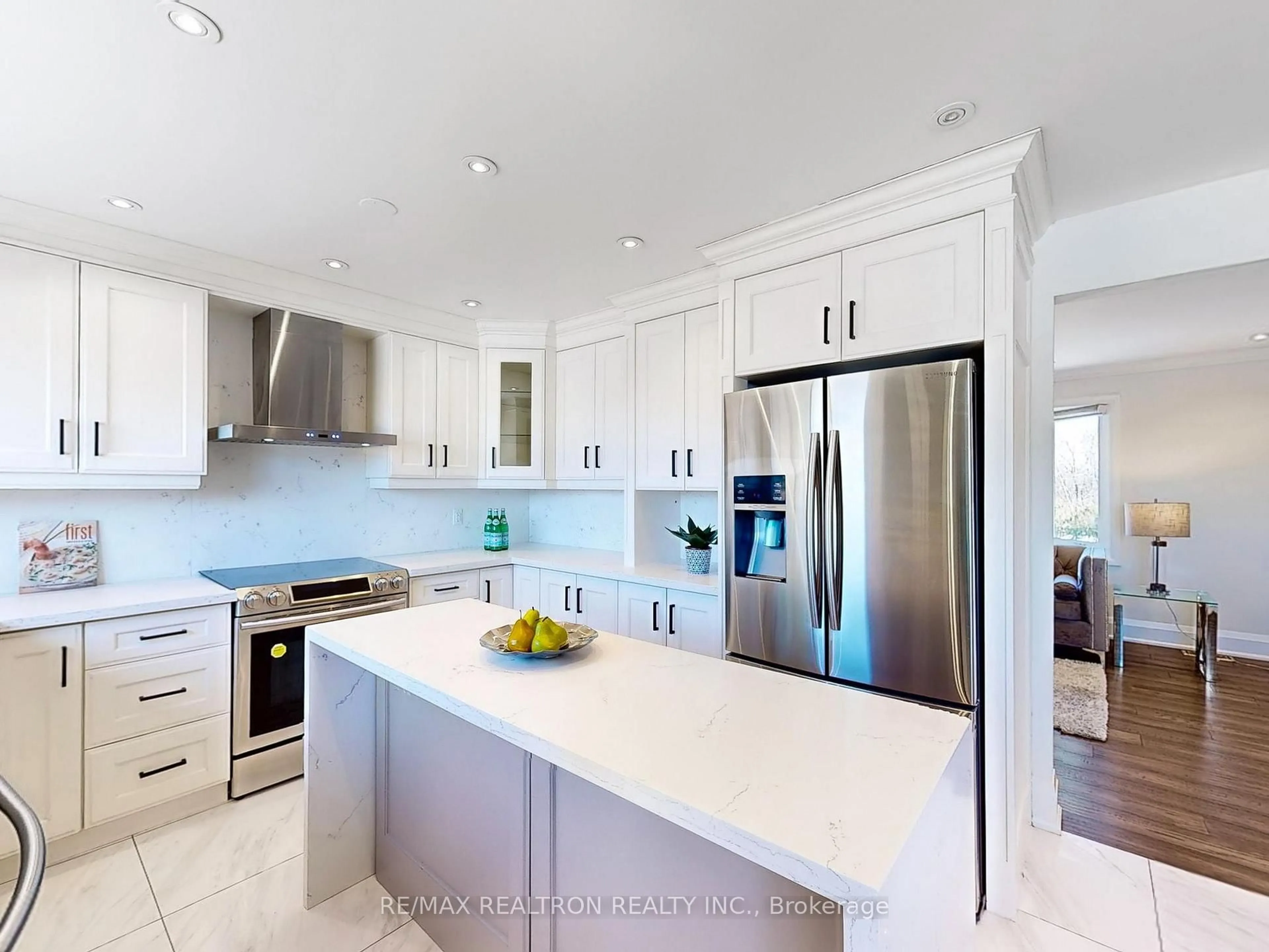 Contemporary kitchen, ceramic/tile floor for 9446 Eighth Line, Halton Hills Ontario L7G 4S5