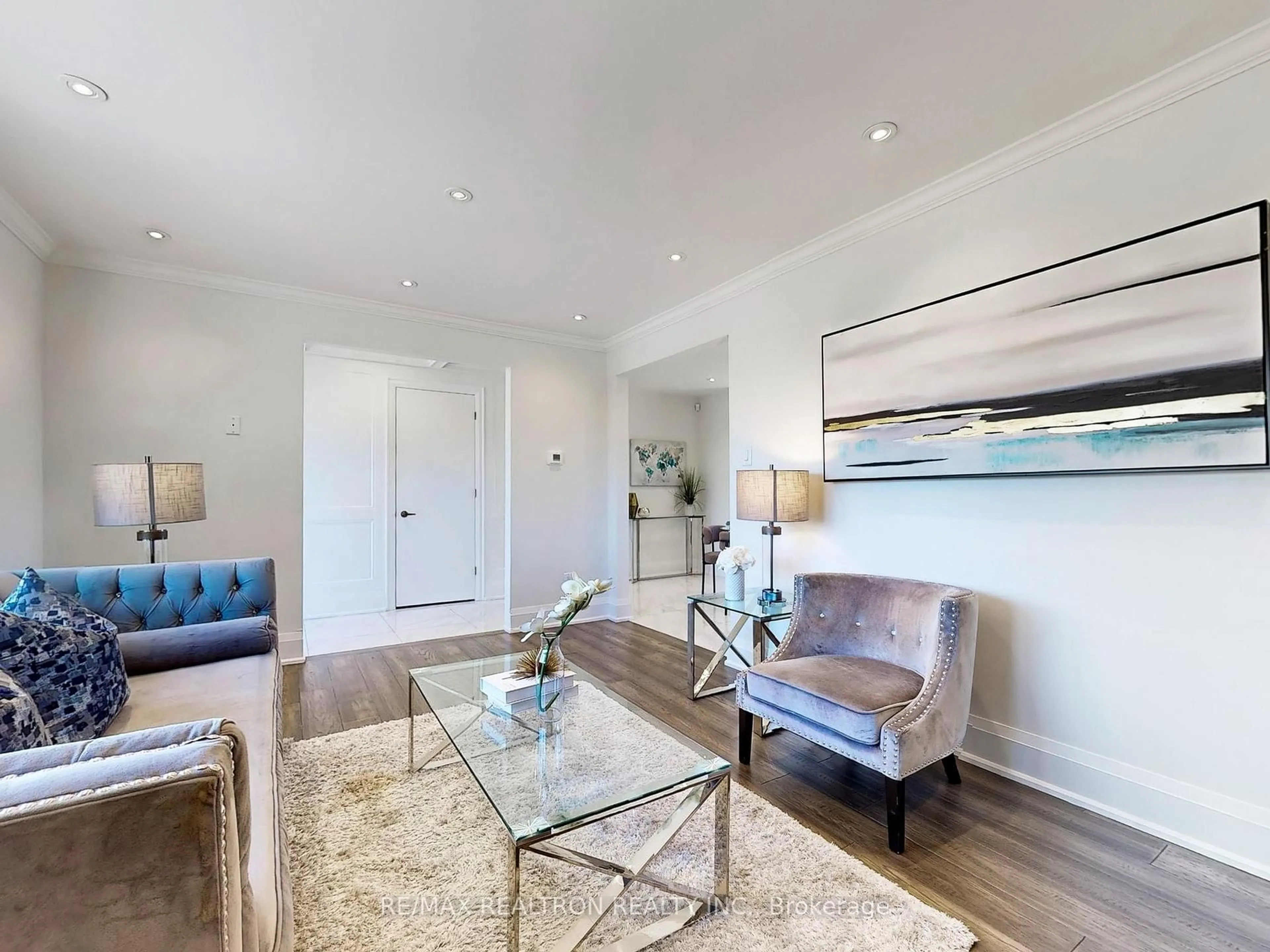 Living room with furniture, unknown for 9446 Eighth Line, Halton Hills Ontario L7G 4S5