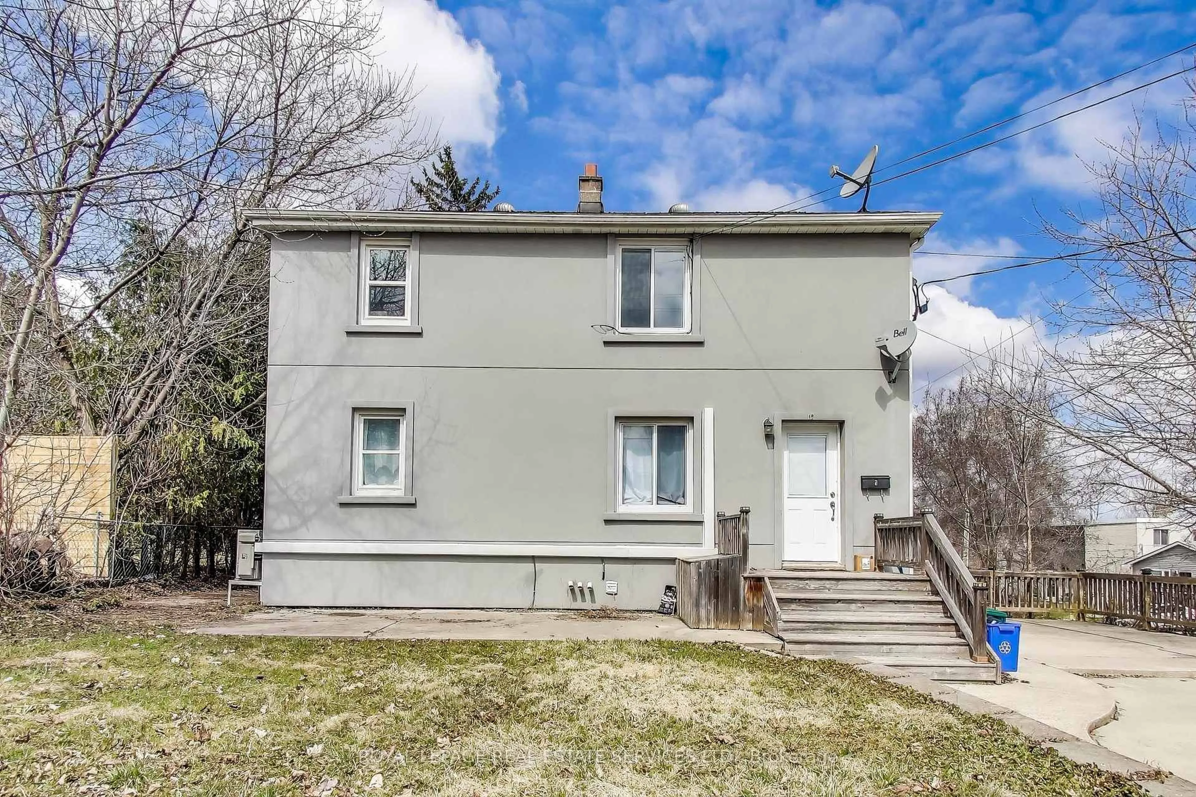 Unknown for 18 Ewing St, Halton Hills Ontario L7G 2P7