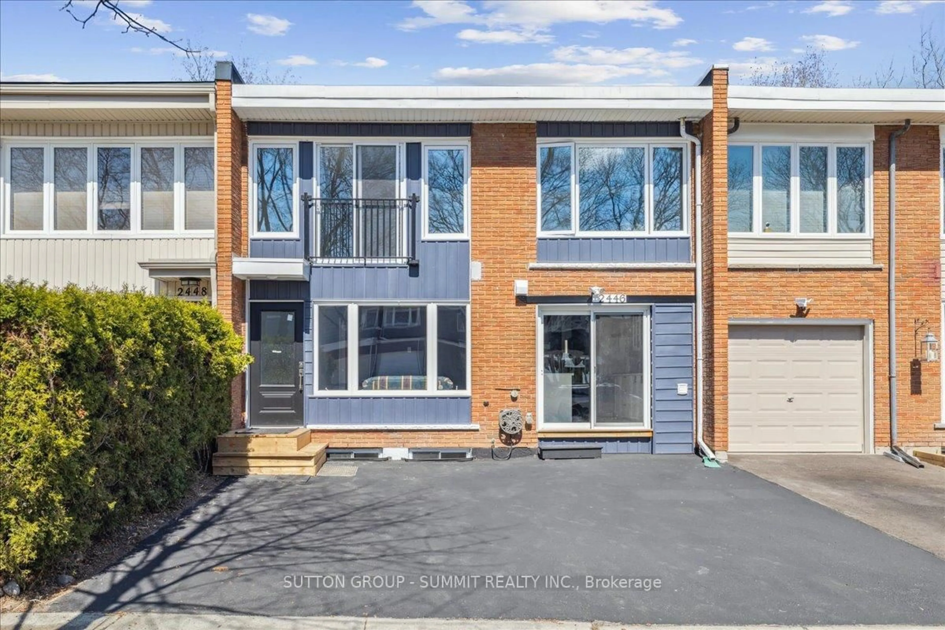 Home with brick exterior material, street for 2446 Maryvale Crt, Burlington Ontario L7P 2P2