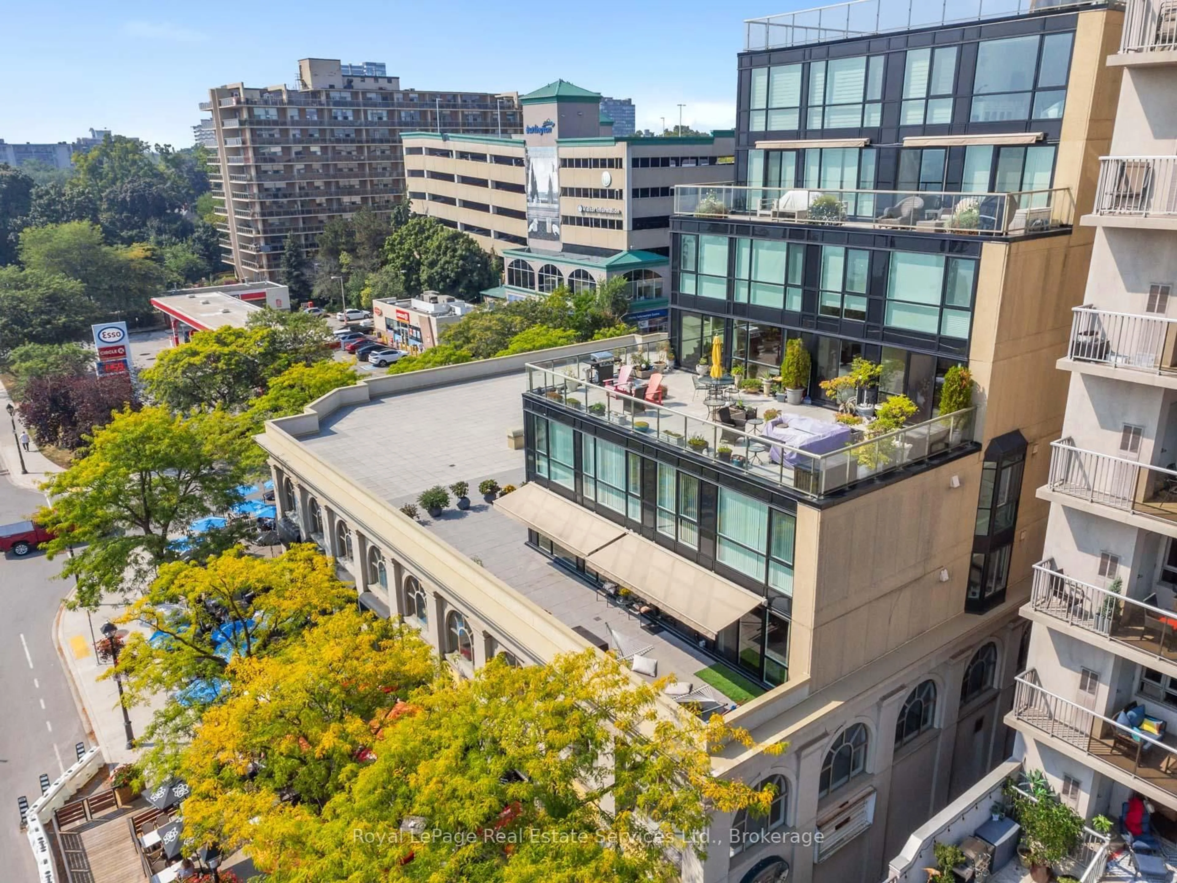 A pic from outside/outdoor area/front of a property/back of a property/a pic from drone, city buildings view from balcony for 415 Locust St #310, Burlington Ontario L7S 2J2